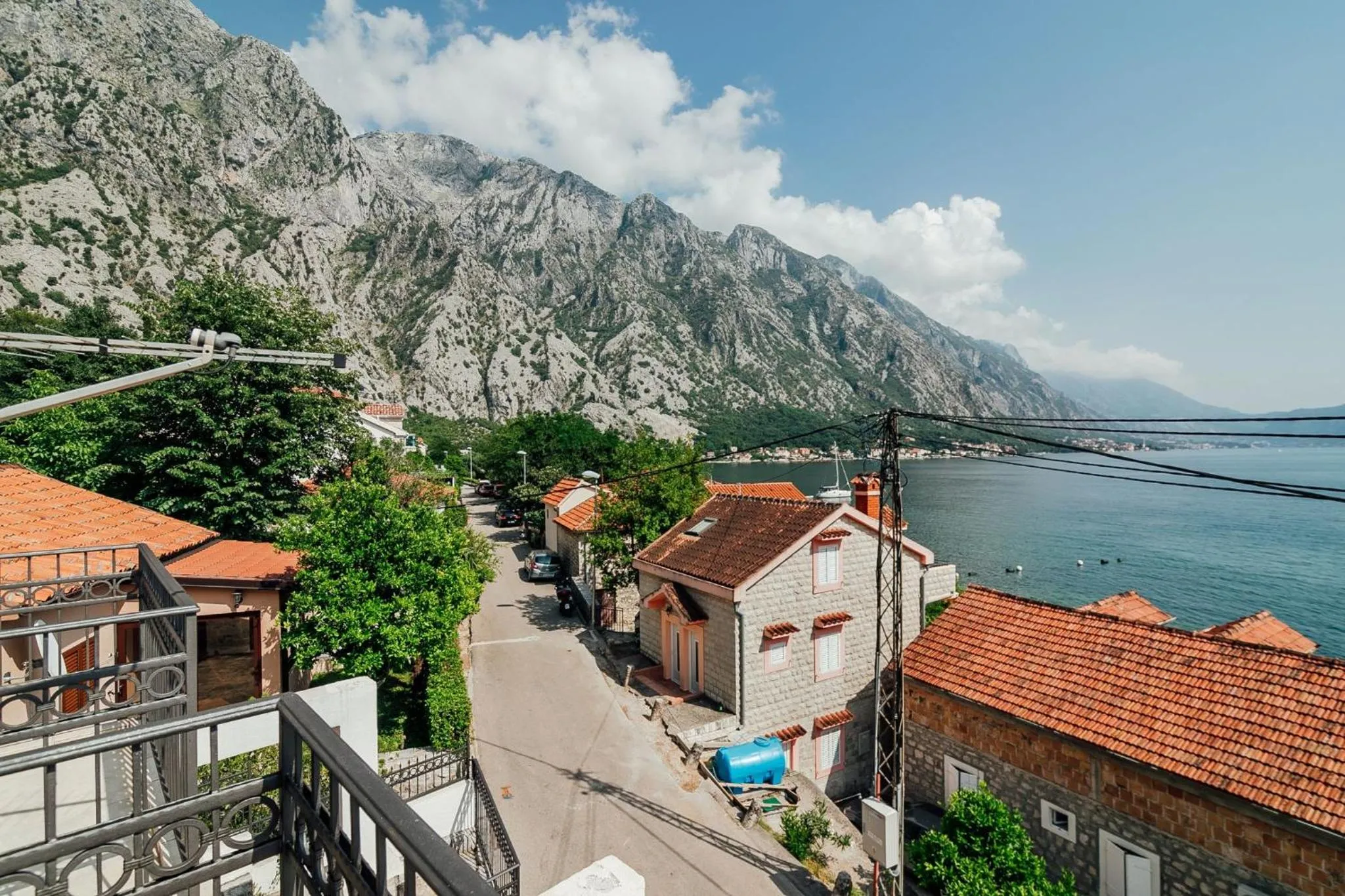 Natural landscape in Spacious Family 4BR Seaside House, Fantastic Sea Views, 20 Meters to Beach