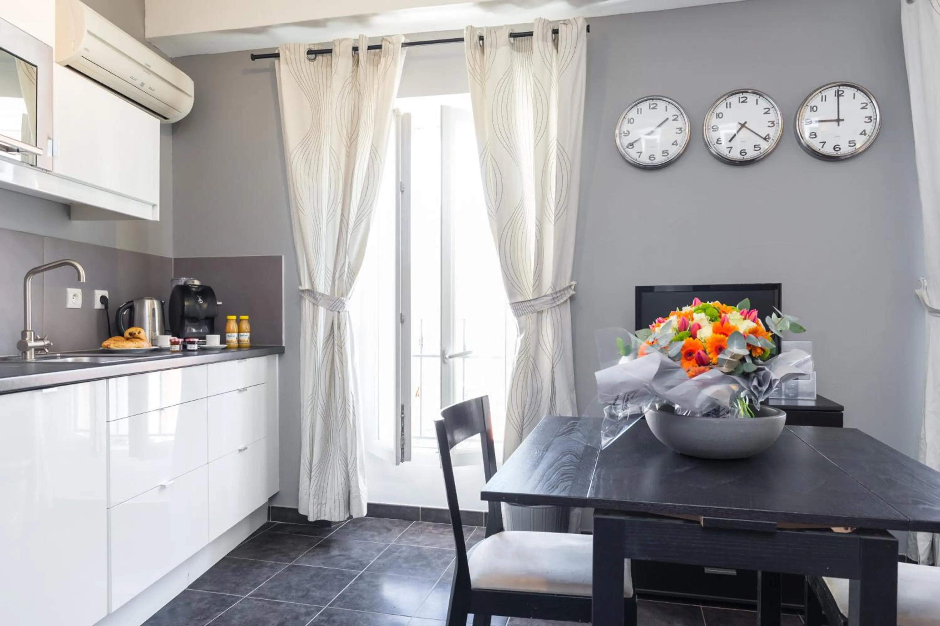 Kitchen or kitchenette in Florella Maréchal Joffre