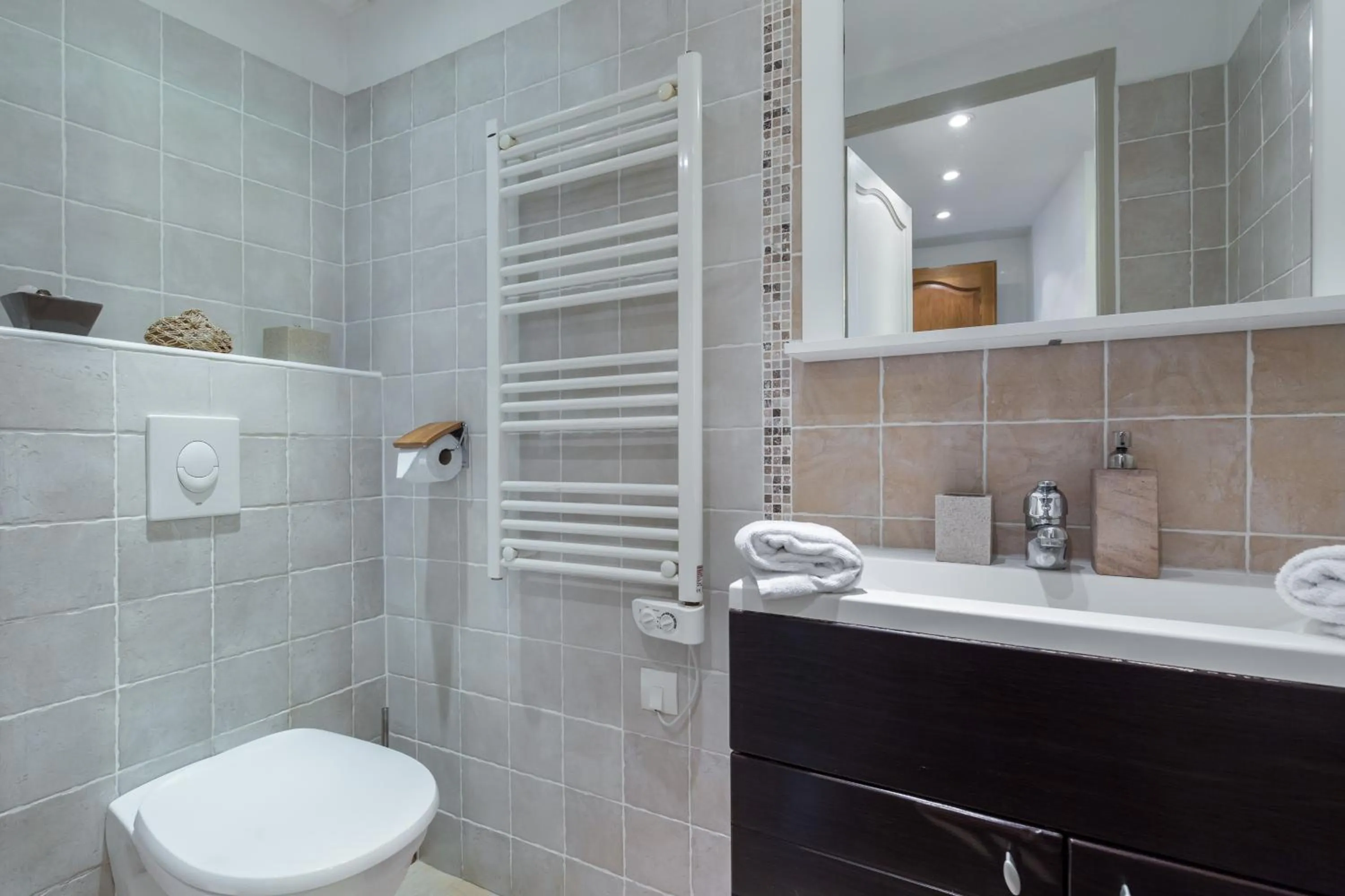 Bathroom in Florella Maréchal Joffre