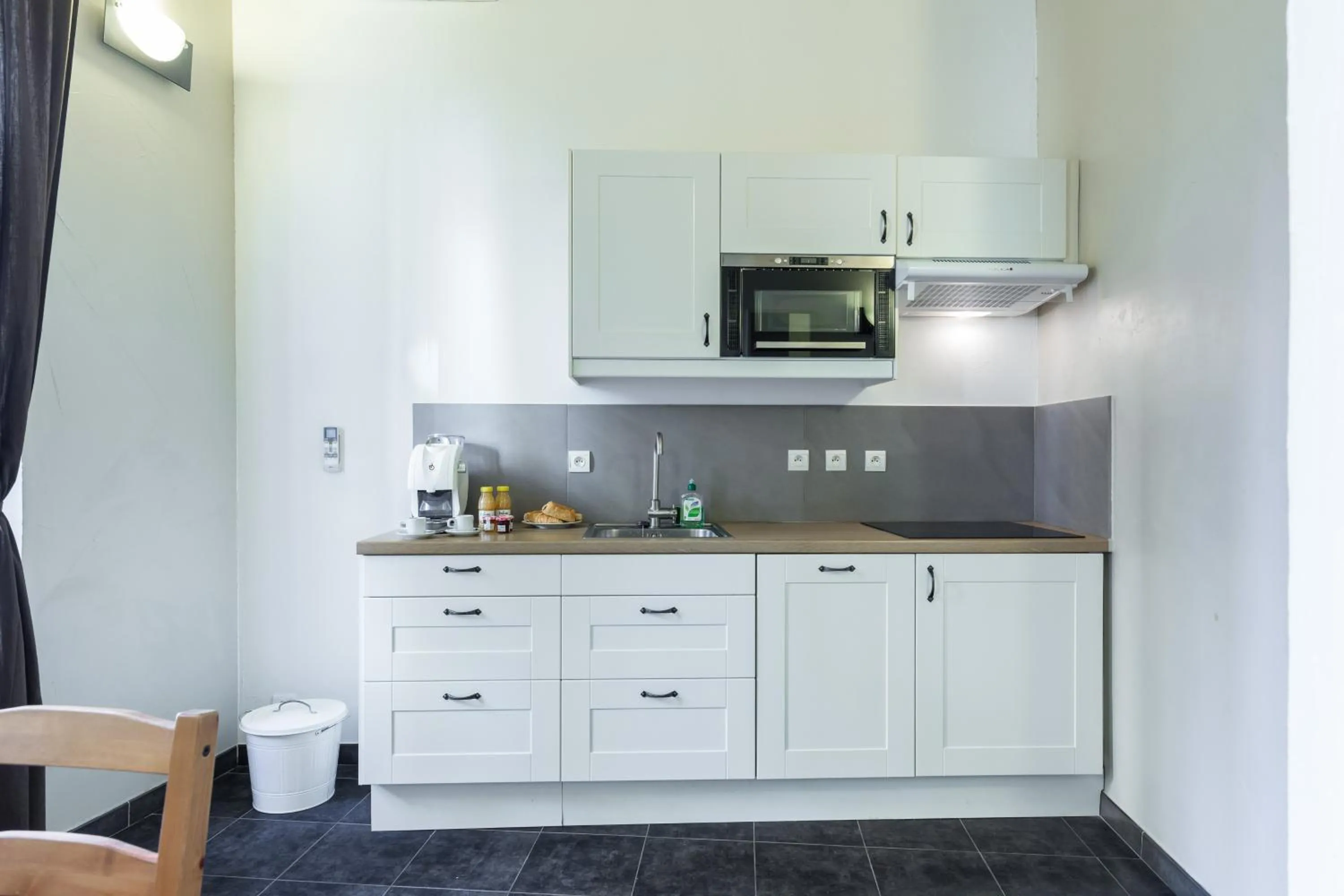 Kitchen or kitchenette in Florella Maréchal Joffre