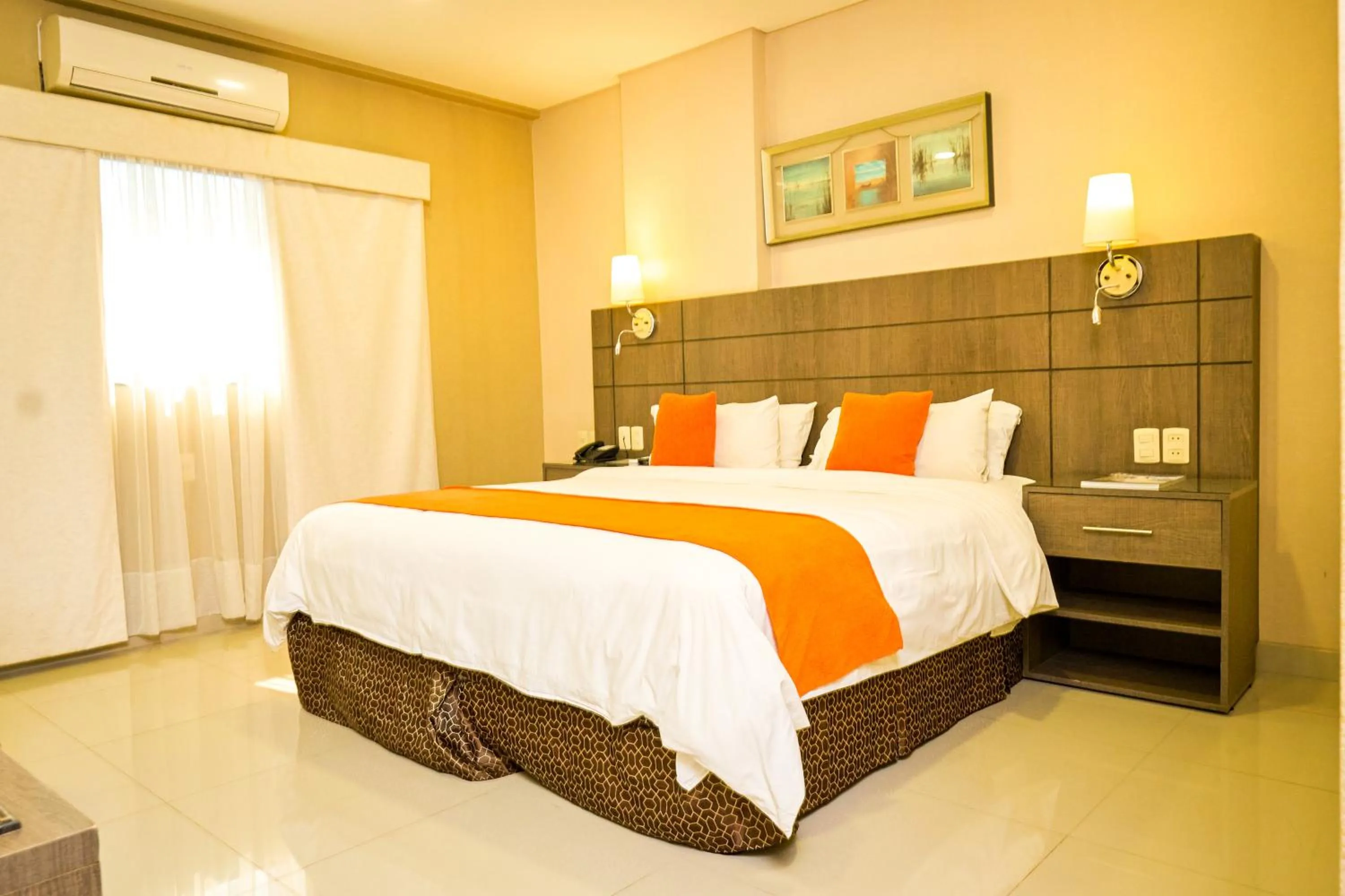 Bed in Howard Johnson Ciudad del Este