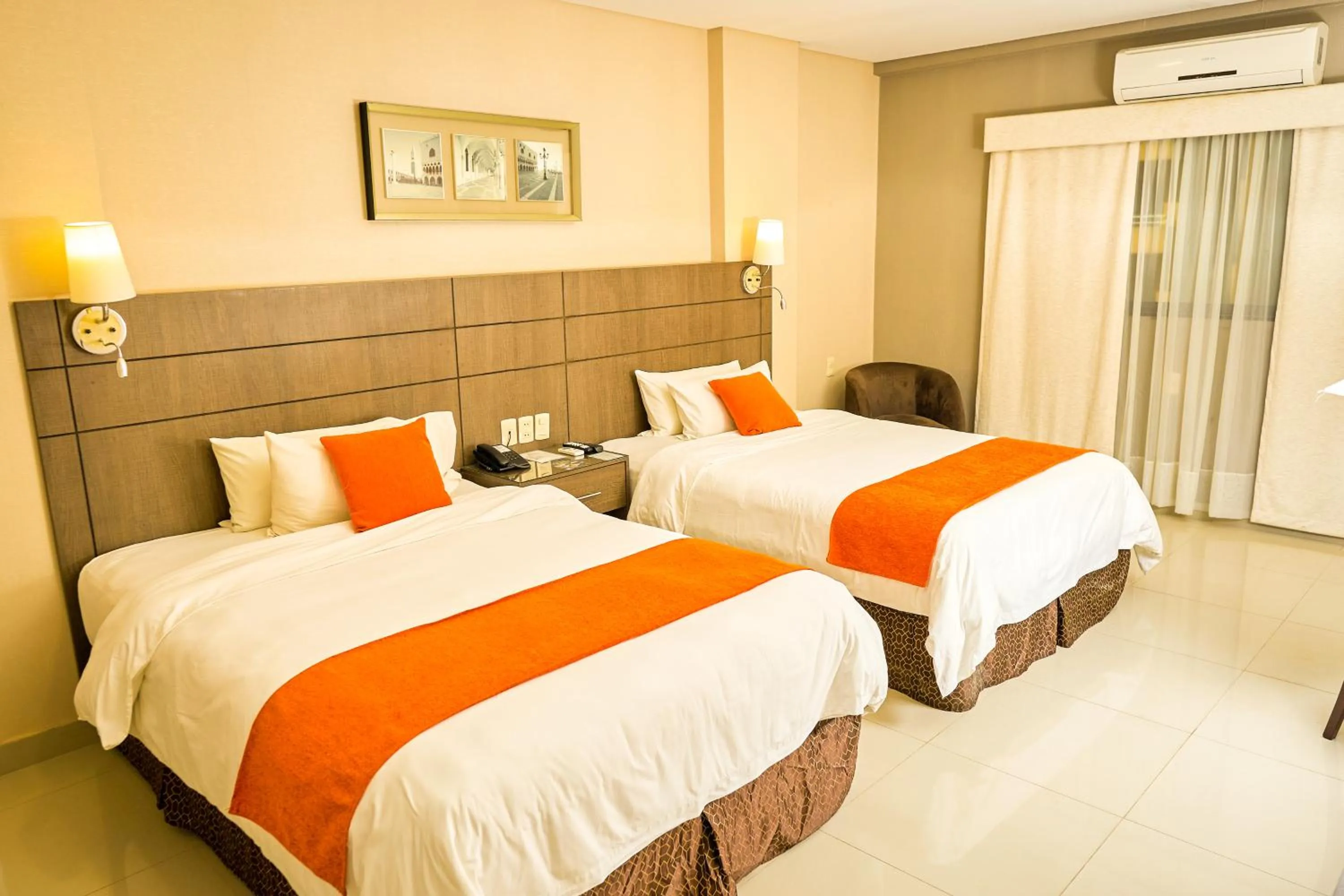 Bed in Howard Johnson Ciudad del Este