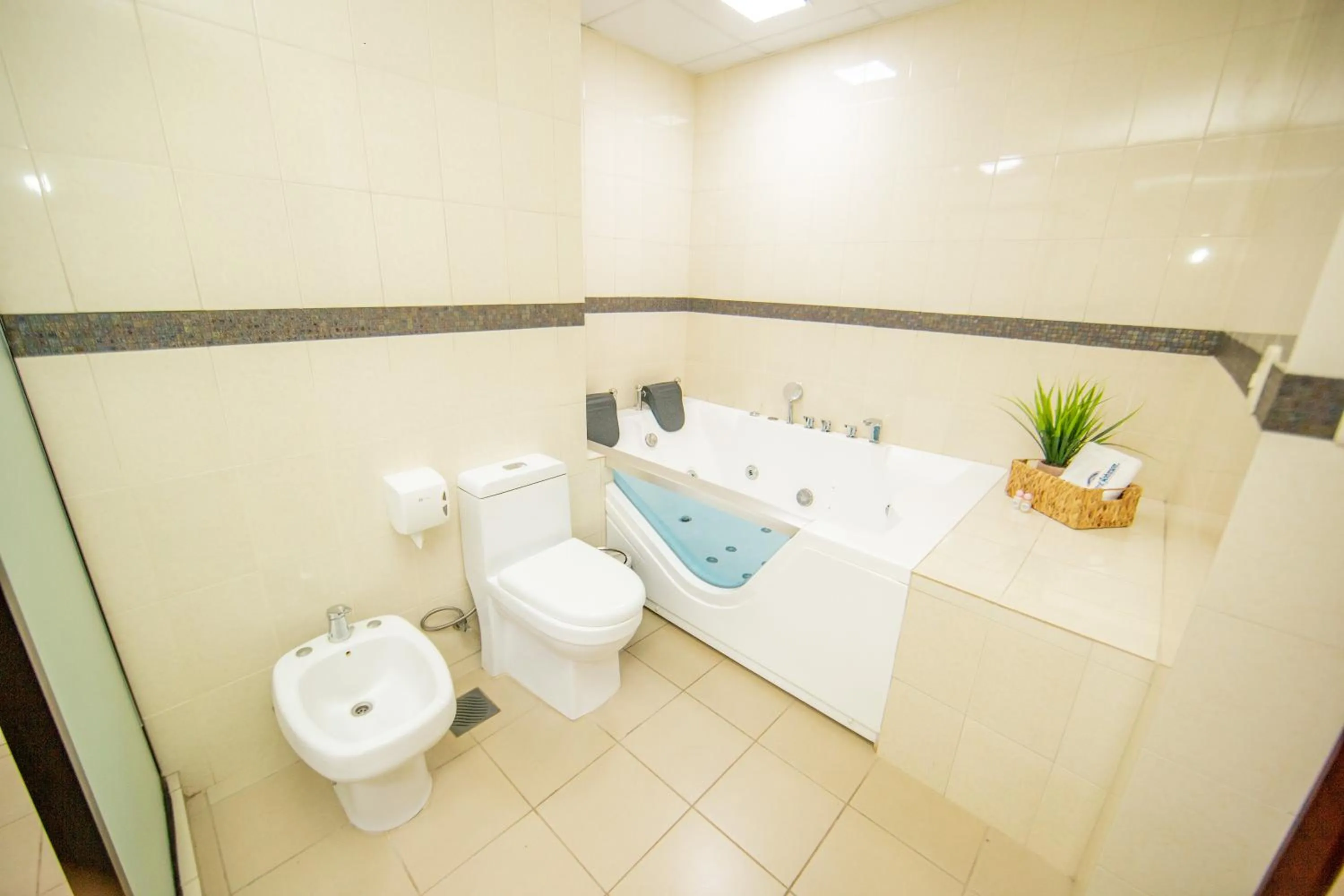 Bathroom in Howard Johnson Ciudad del Este