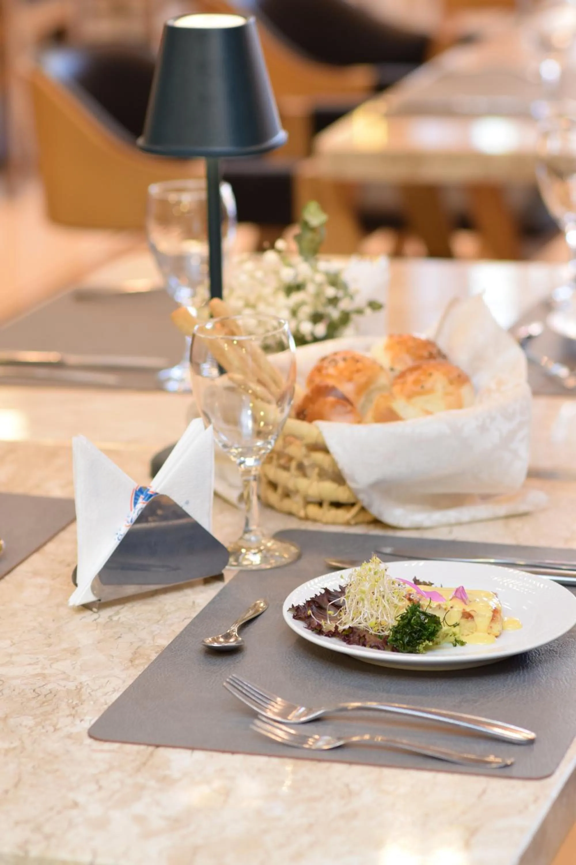 Restaurant/places to eat in Howard Johnson Ciudad del Este