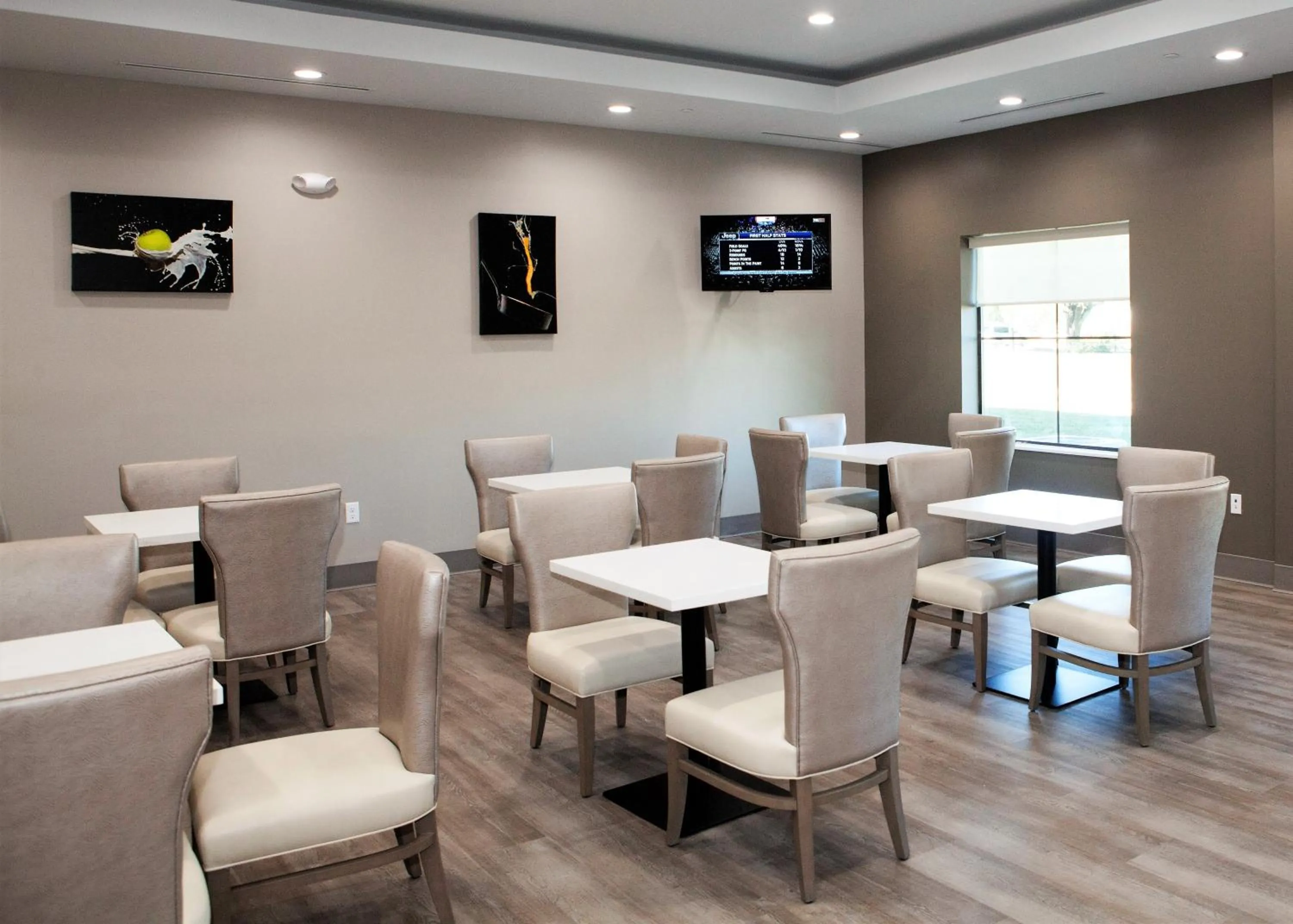 Restaurant/places to eat in Days Inn & Suites by Wyndham Houston NW Cypress