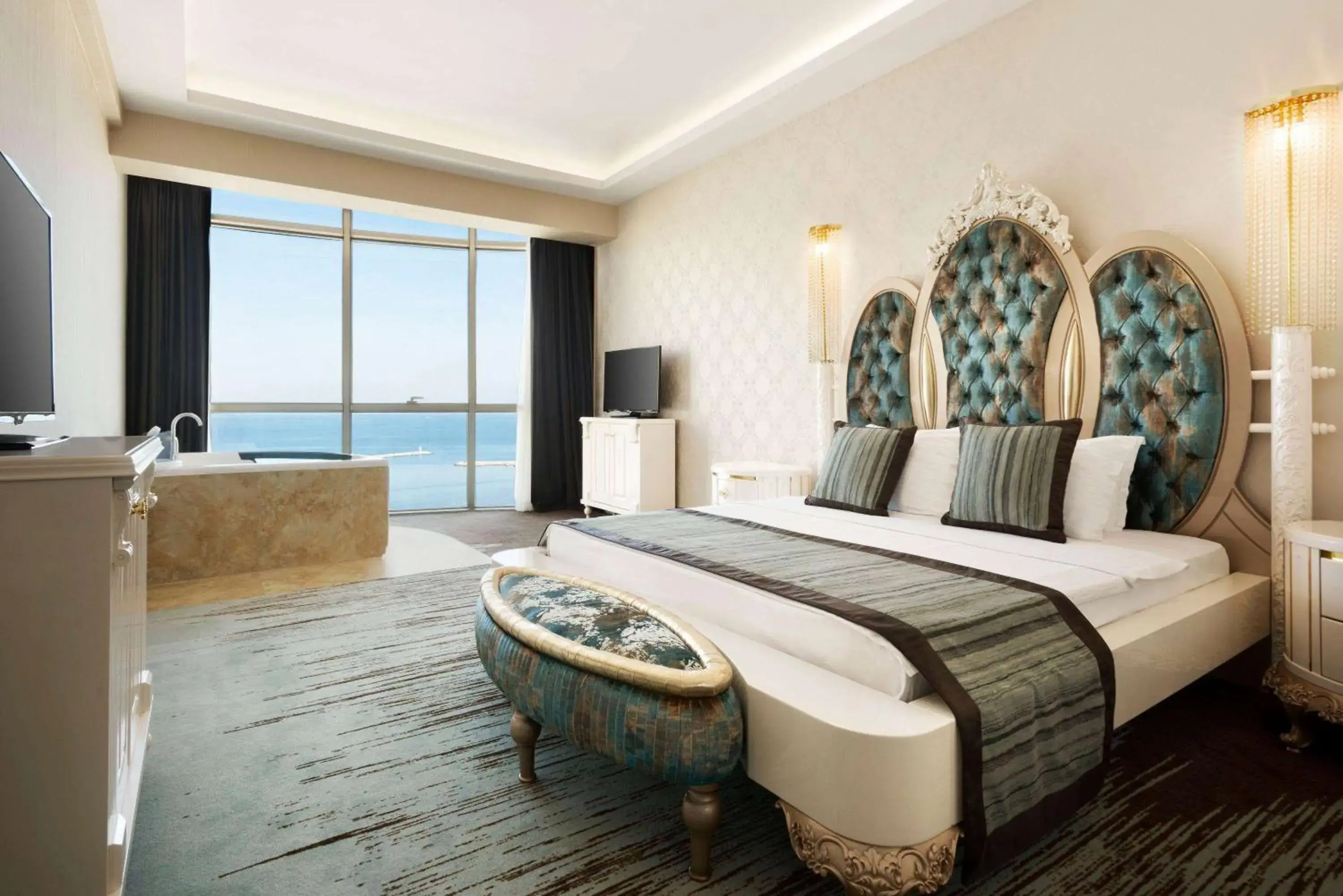 Photo of the whole room, Bed in Ramada By Wyndham Iskenderun Photo of the whole room, Bed in Ramada By Wyndham Iskenderun
