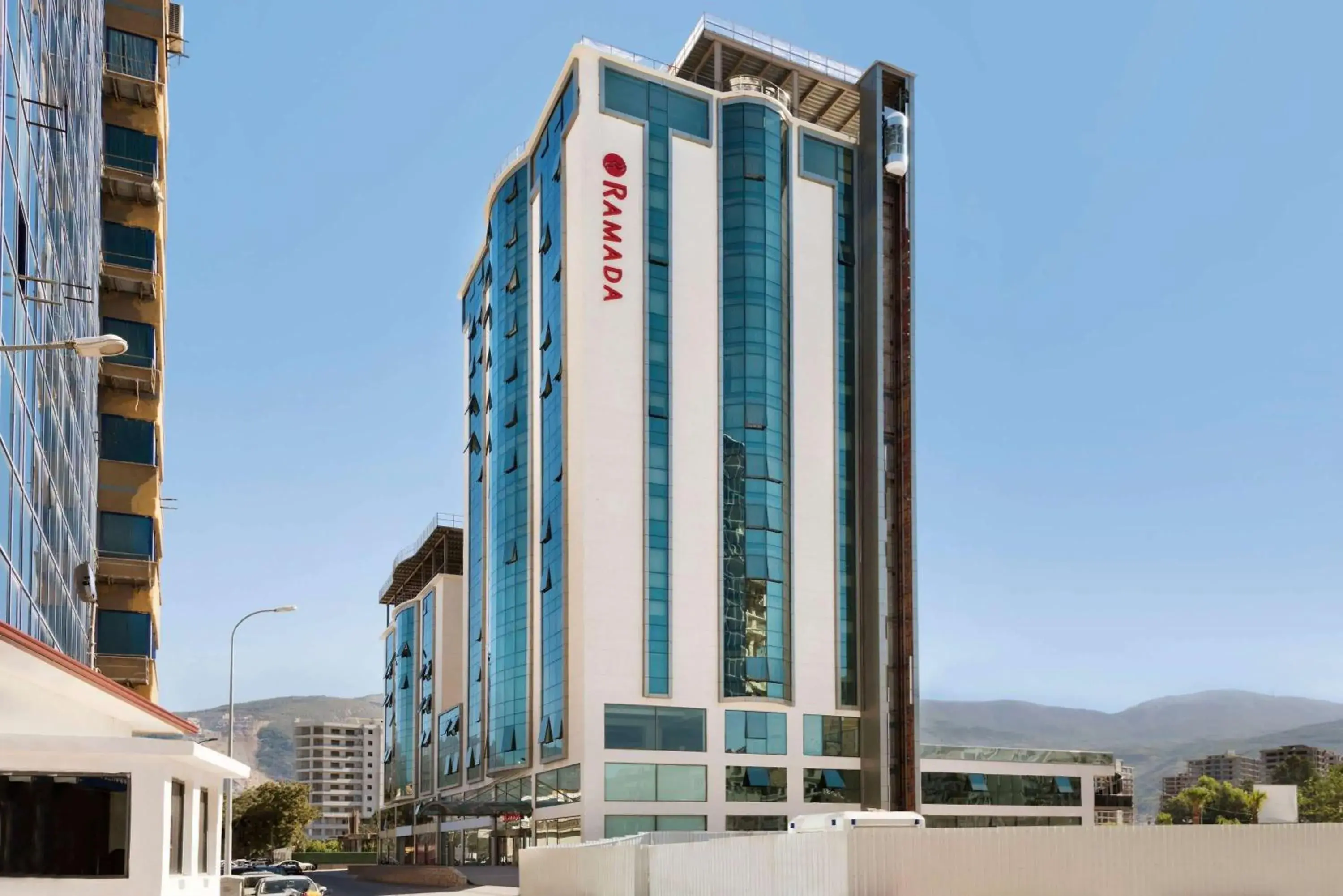Property building in Ramada By Wyndham Iskenderun Property building in Ramada By Wyndham Iskenderun