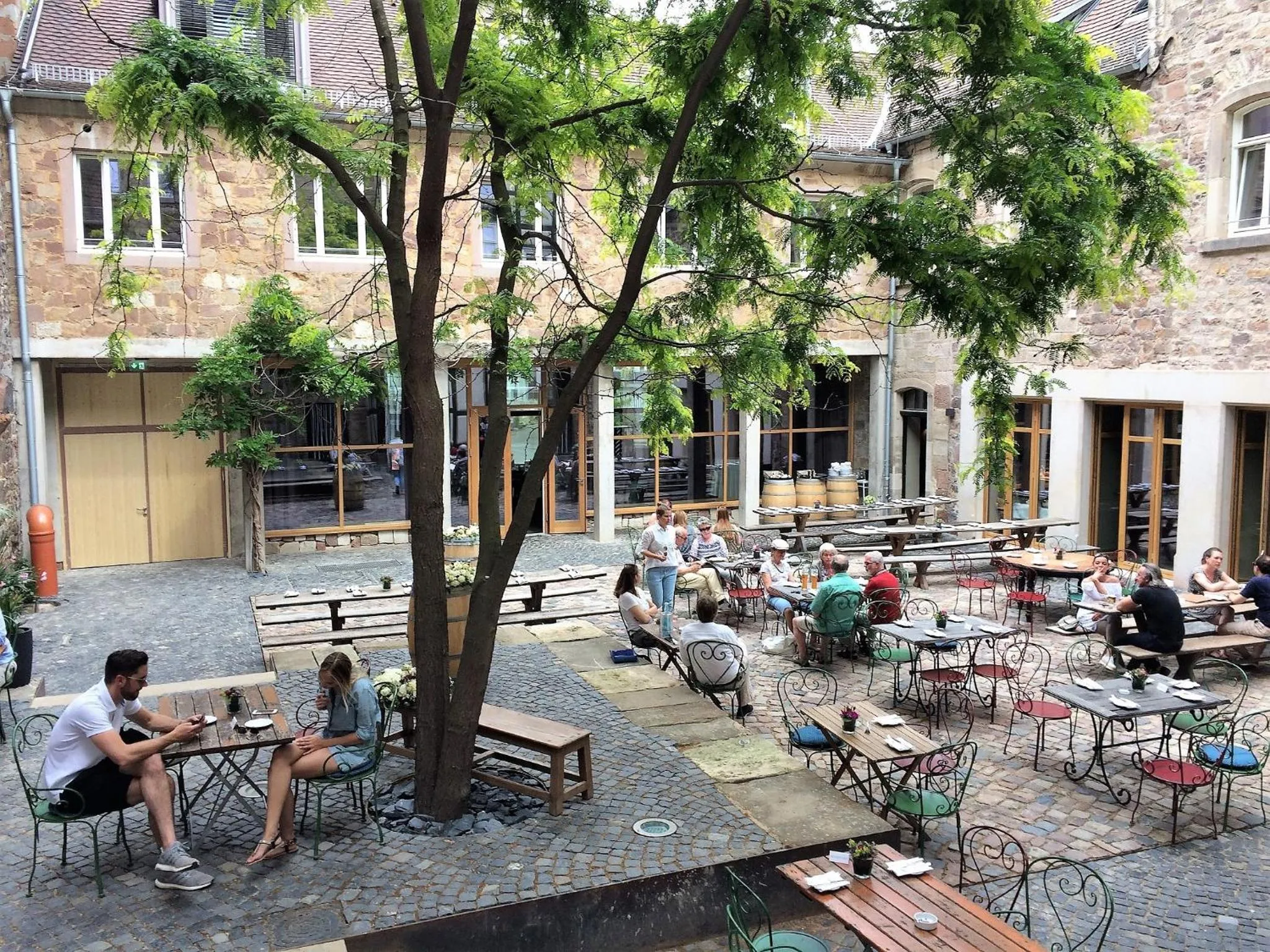 Patio in Renthof Kassel