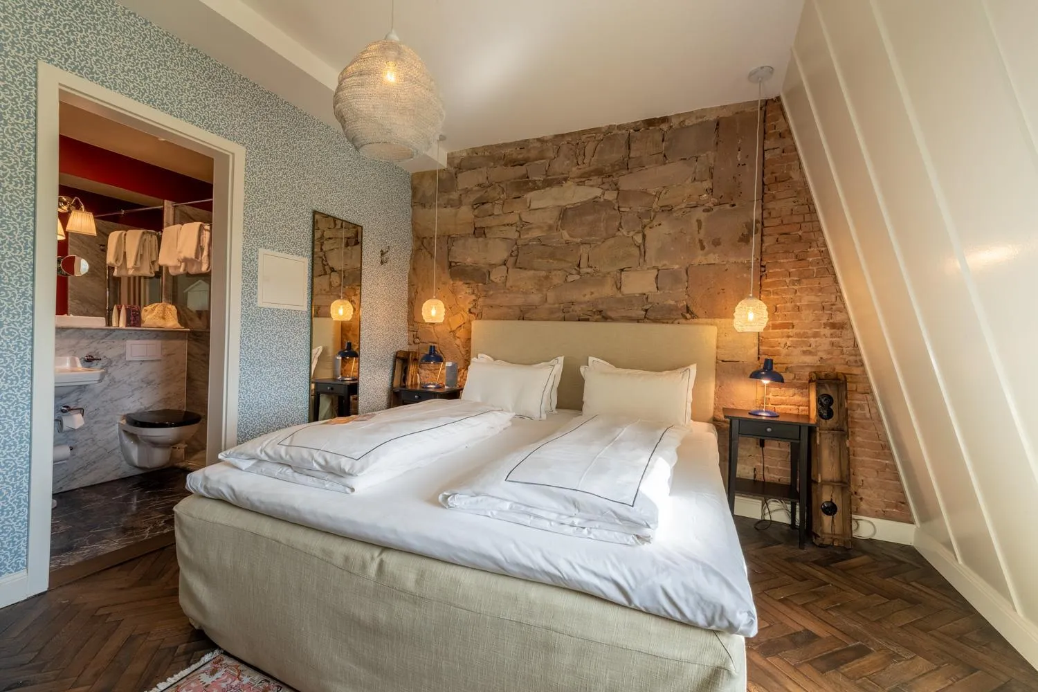 Bedroom, Bed in Renthof Kassel