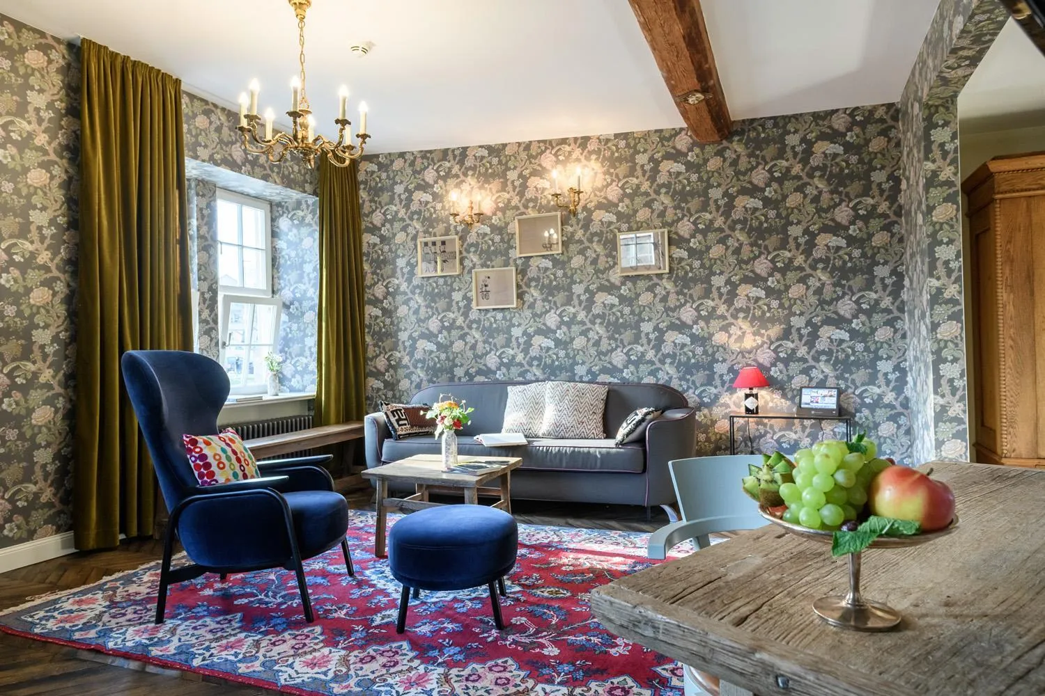 Photo of the whole room in Renthof Kassel