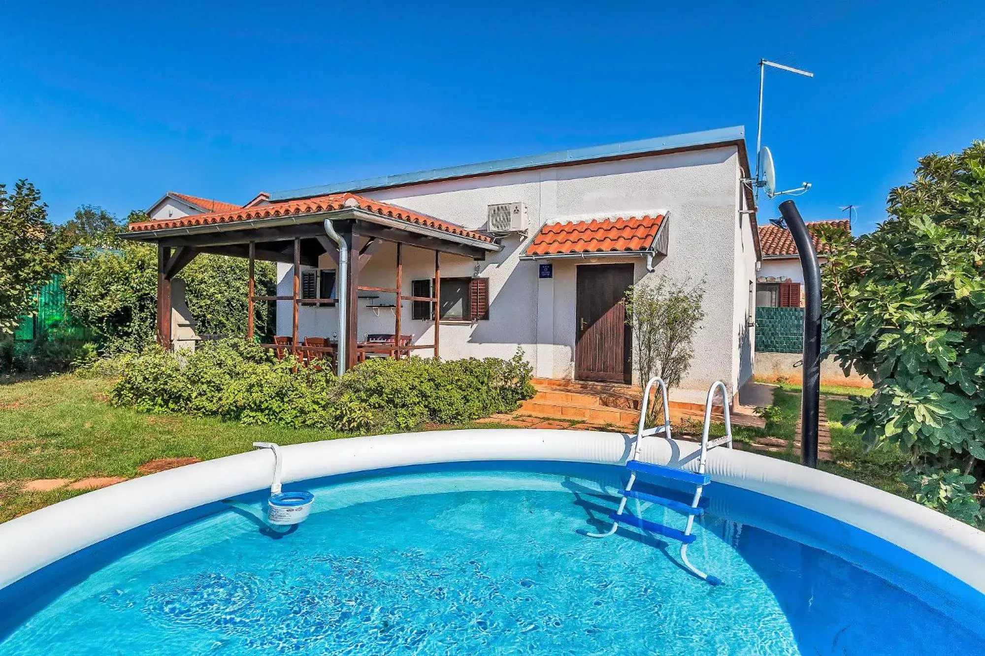 House Balen 974 House Balen 974