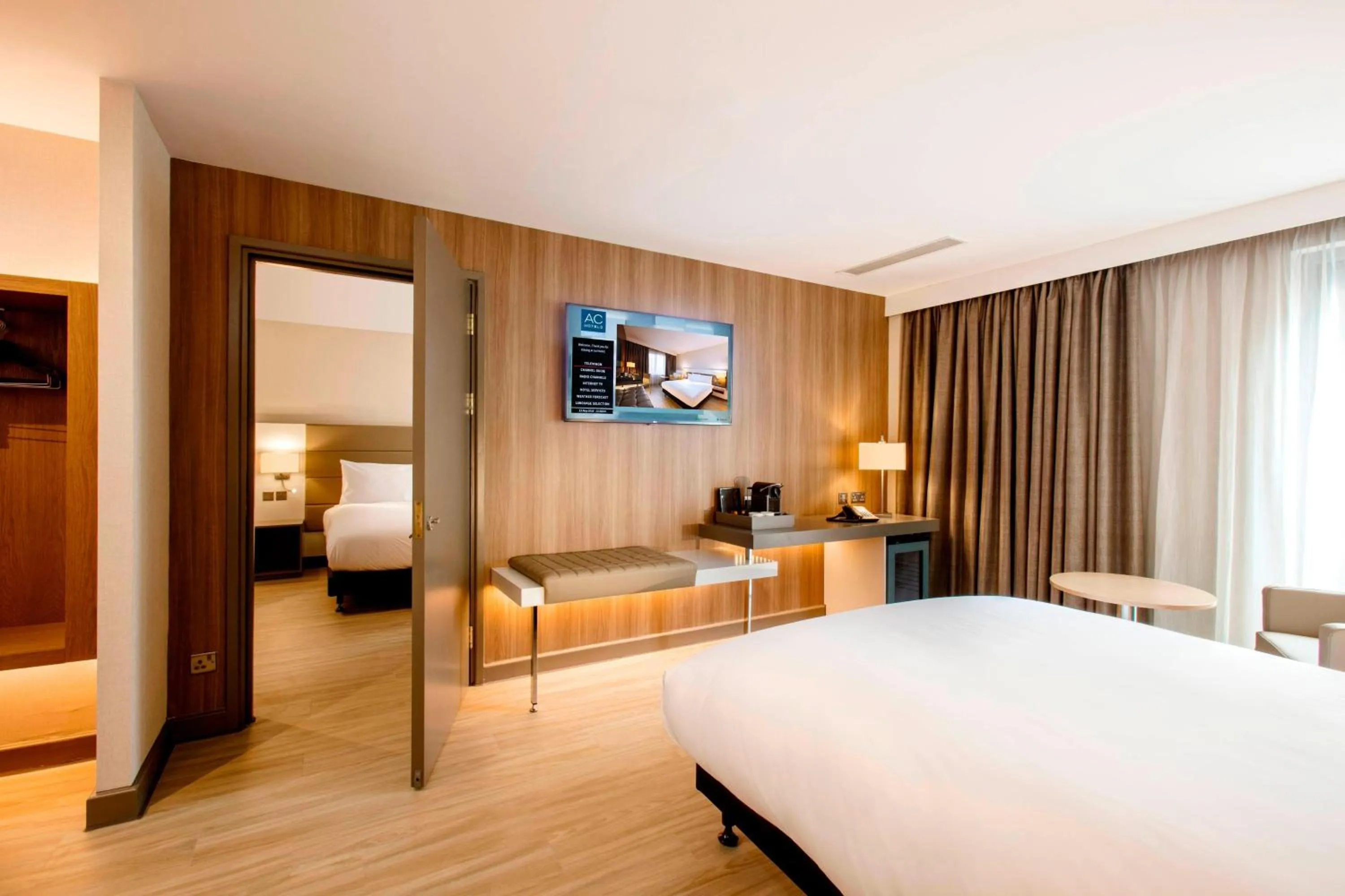 Photo of the whole room, Bed in AC Hotel by Marriott Birmingham