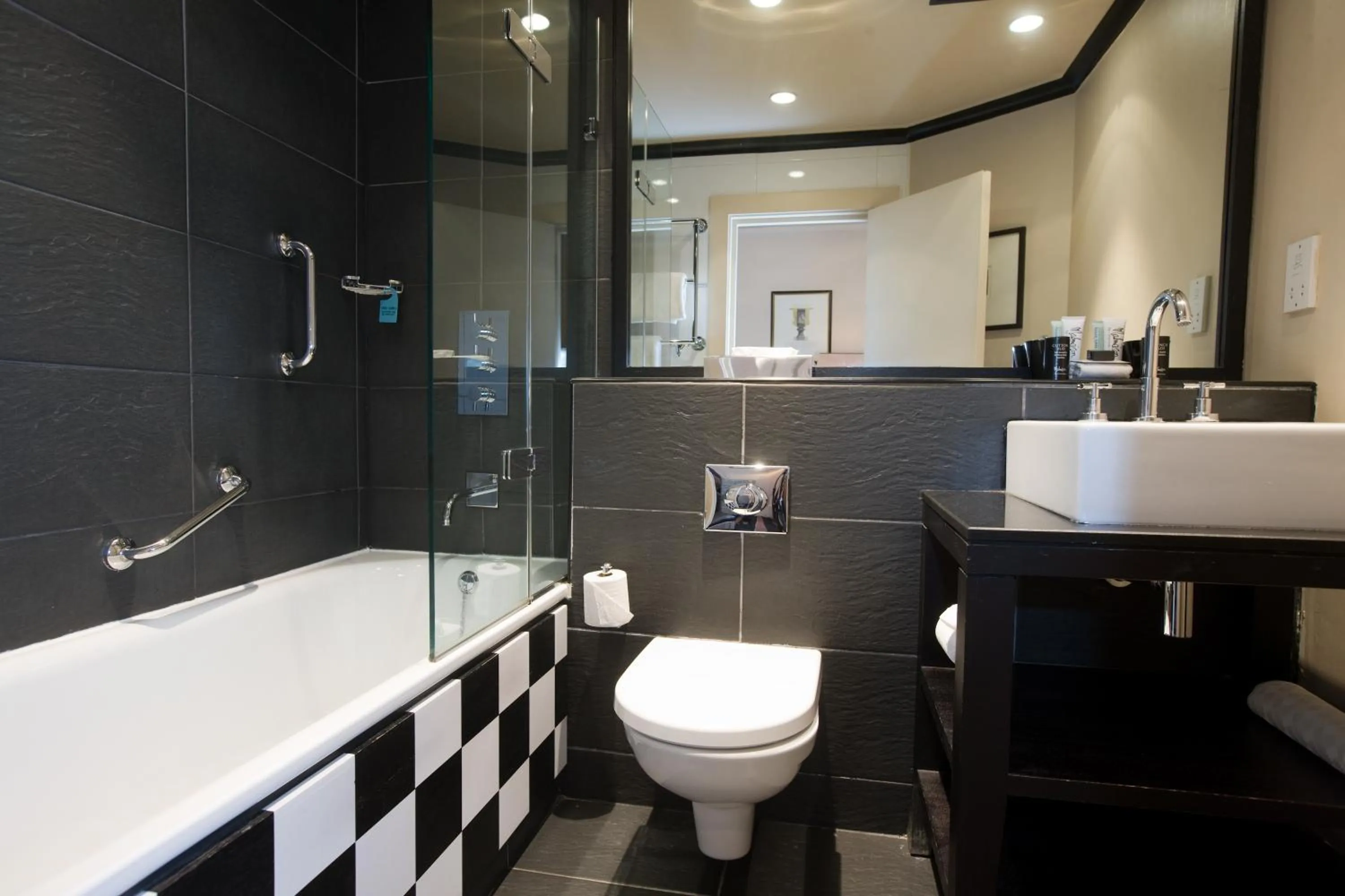 Bathroom in Malmaison Glasgow