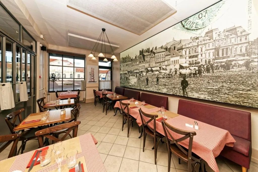 Restaurant/places to eat in Pied à Terre - Appart'hôtels au coeur d'Autun