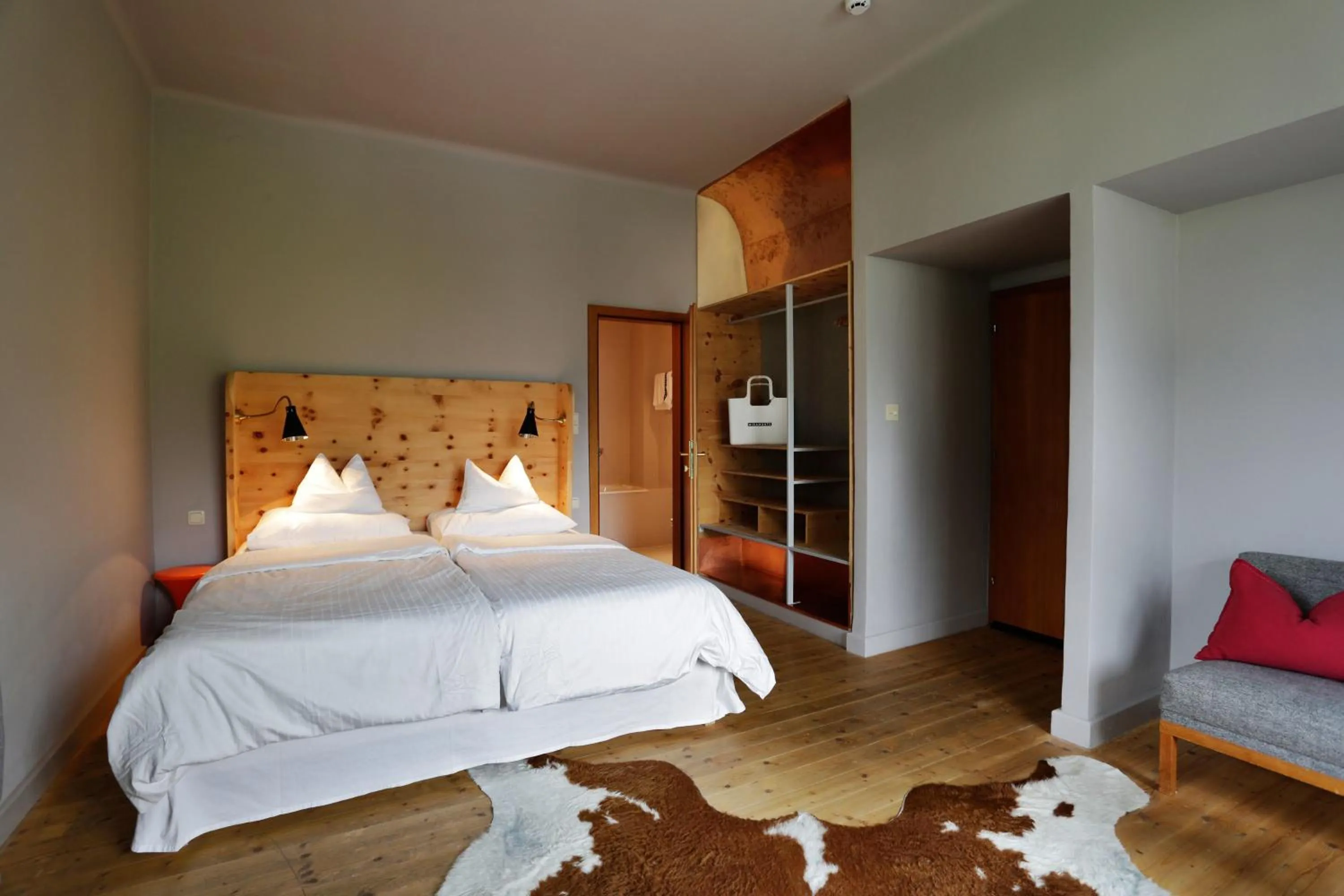 Photo of the whole room, Bed in Design Hotel Miramonte