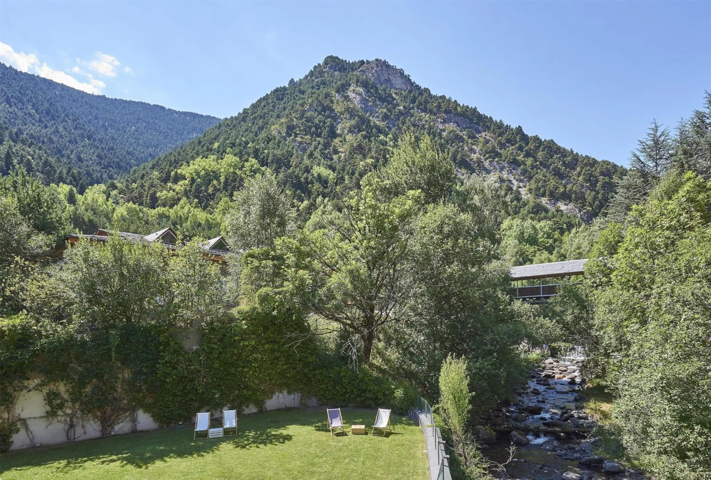 Property building in NH Collection Andorra Palomé