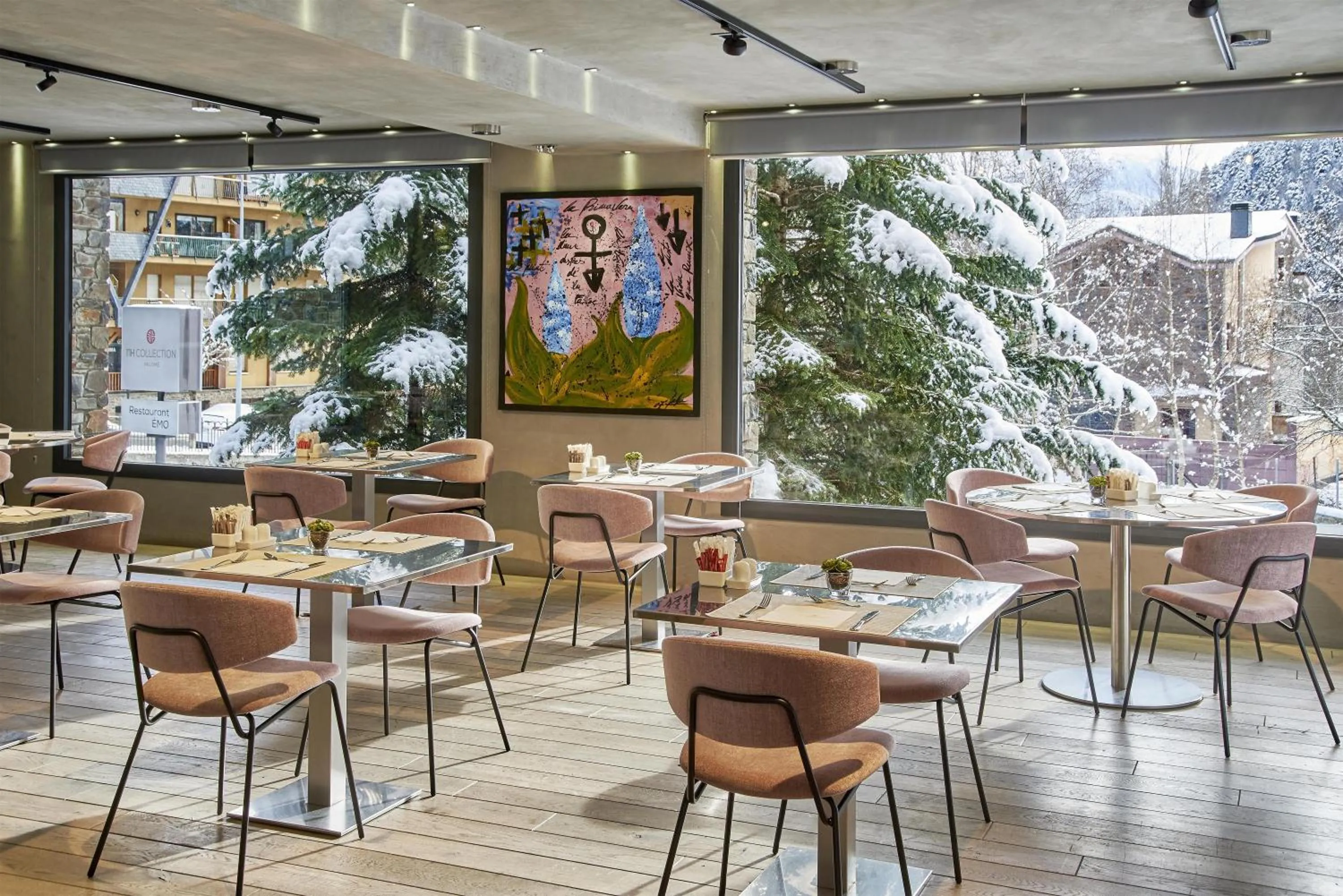 Restaurant/places to eat in NH Collection Andorra Palomé