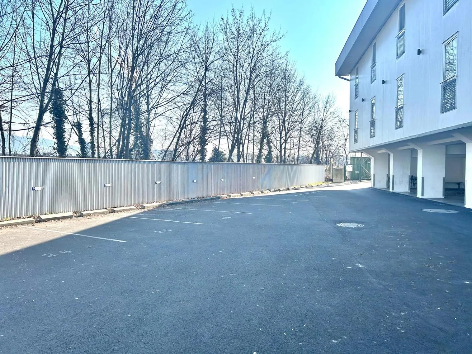 Property building in Business & City