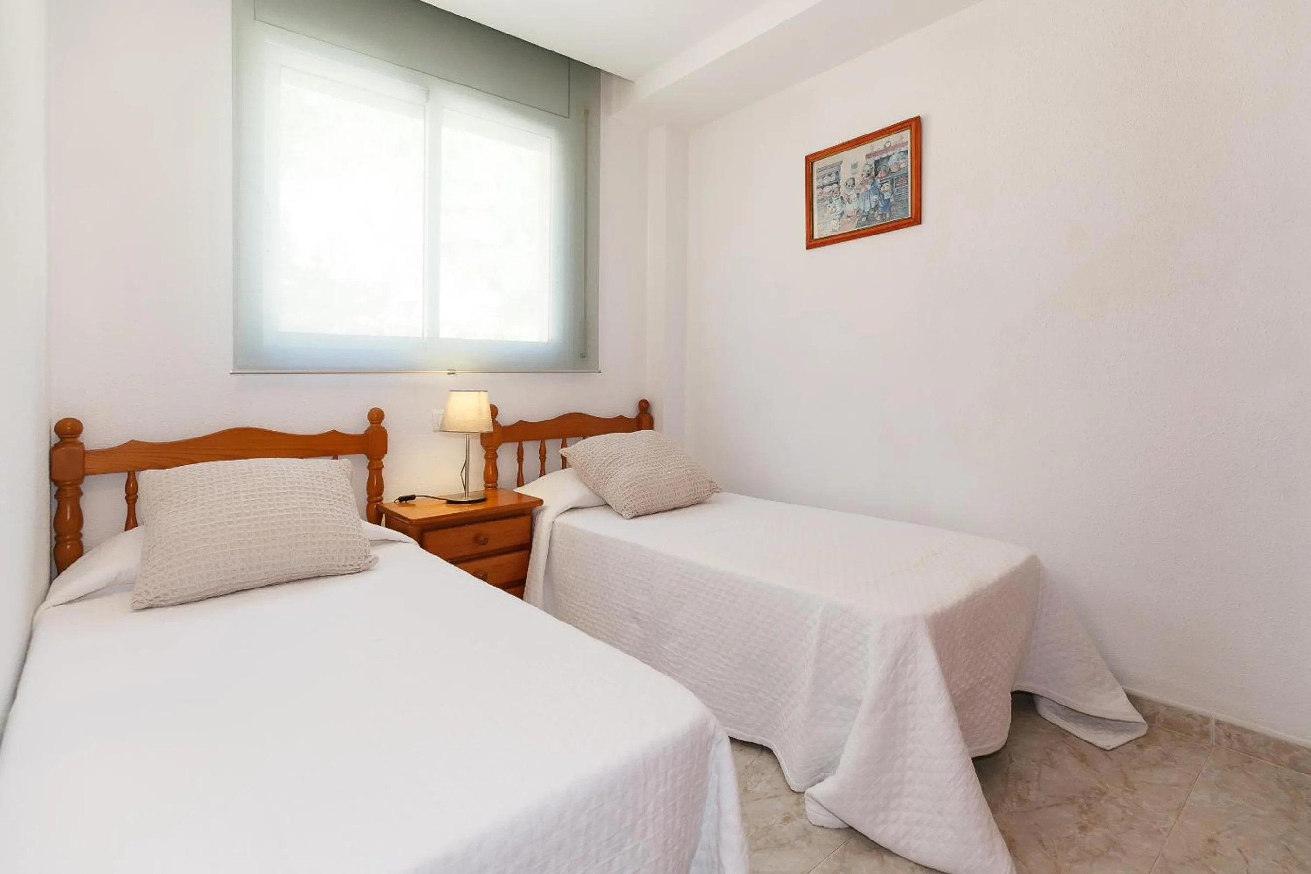 Bed in UHC Arco del Sol Family Complex