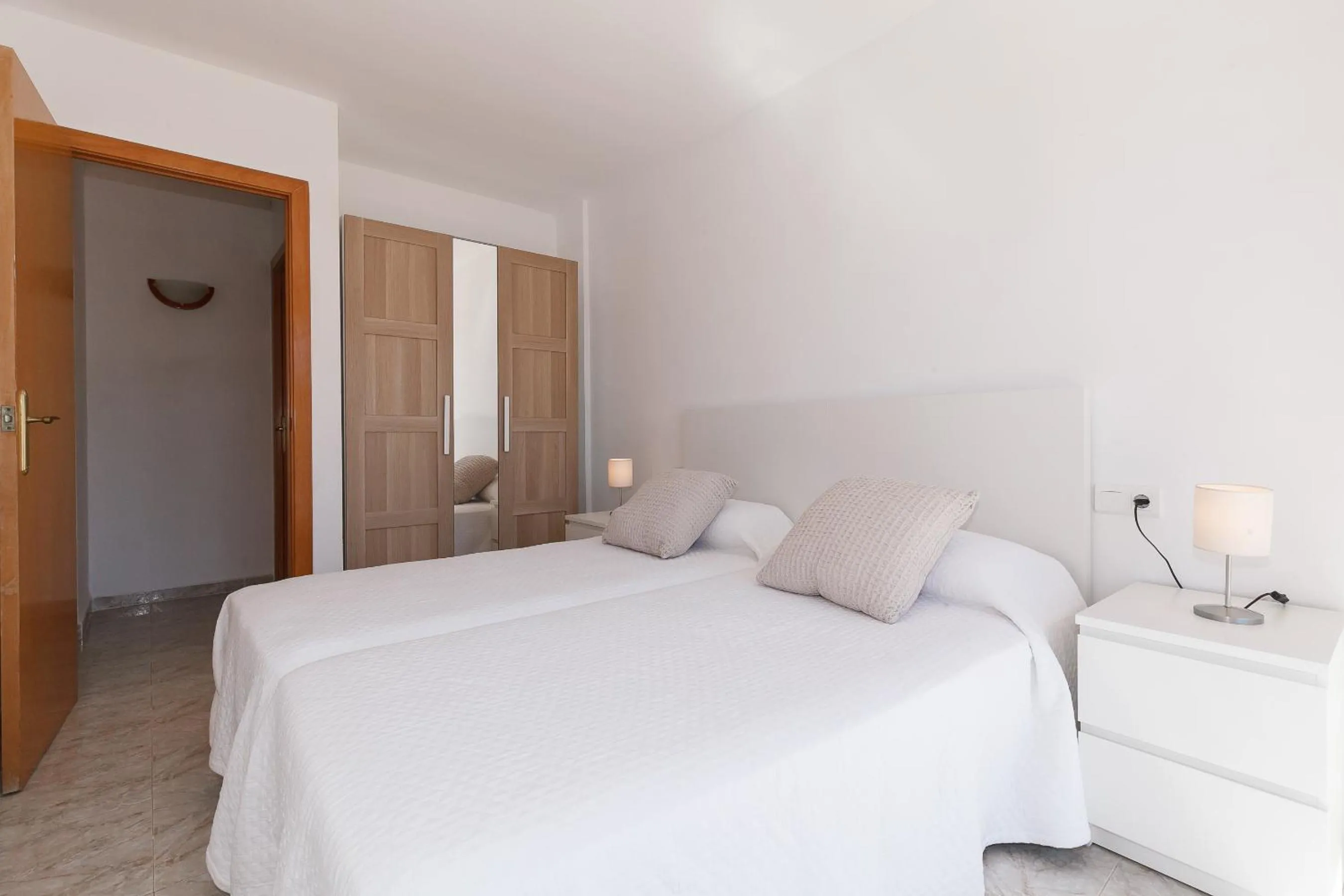 Bed in UHC Arco del Sol Family Complex
