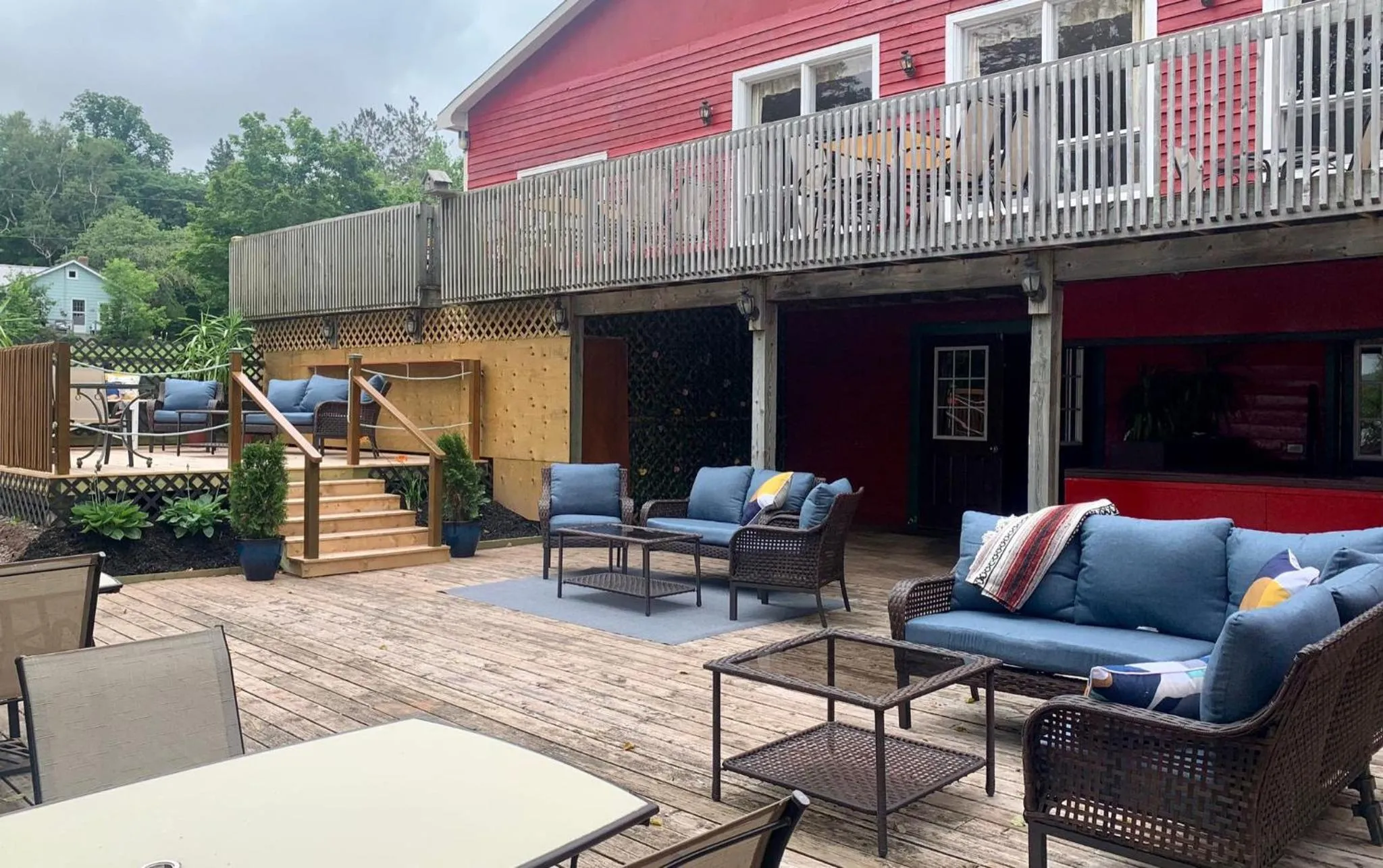 Lounge or bar in Waterside Apts.