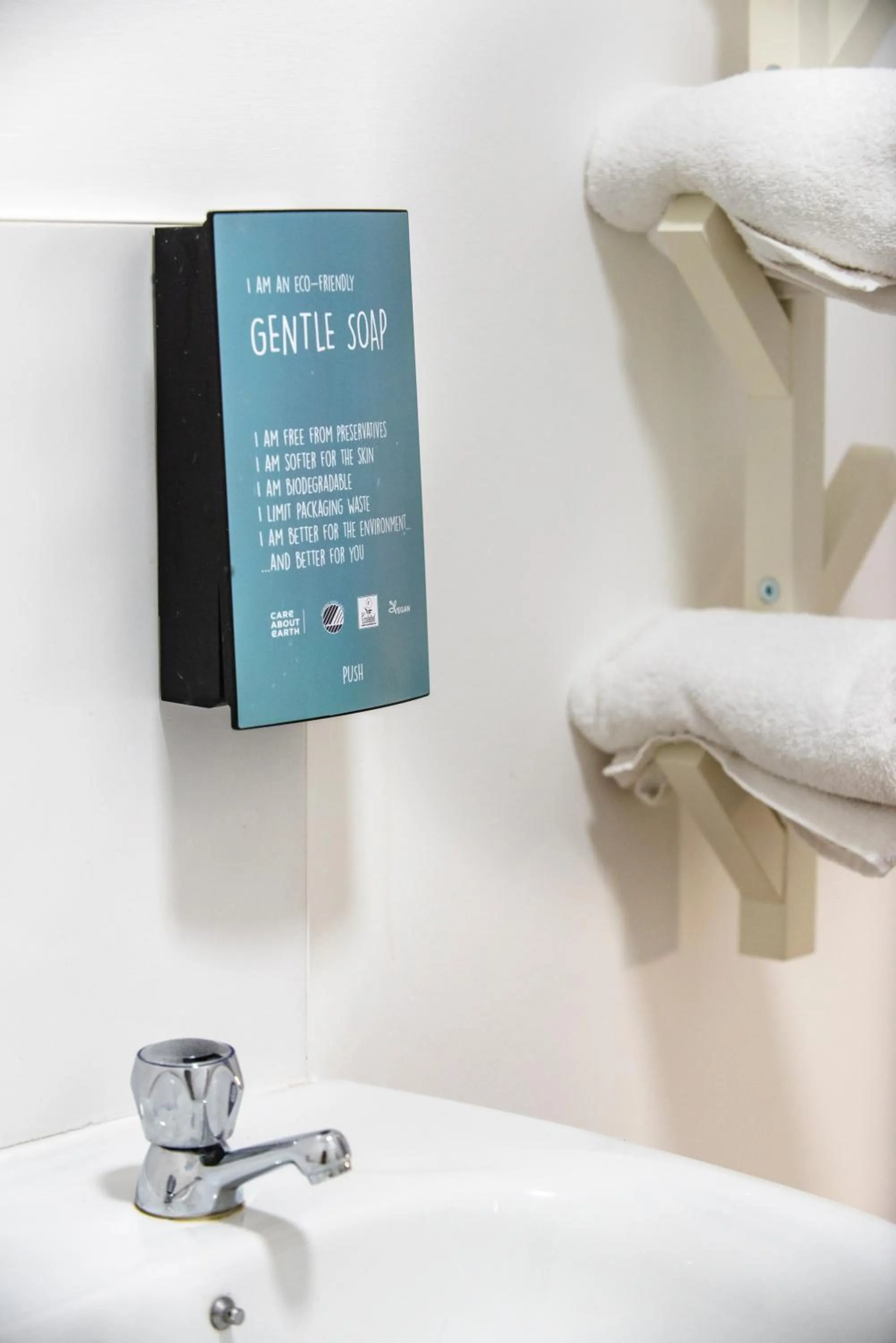 Bathroom in Royal Ashton Townhouse - Taunton