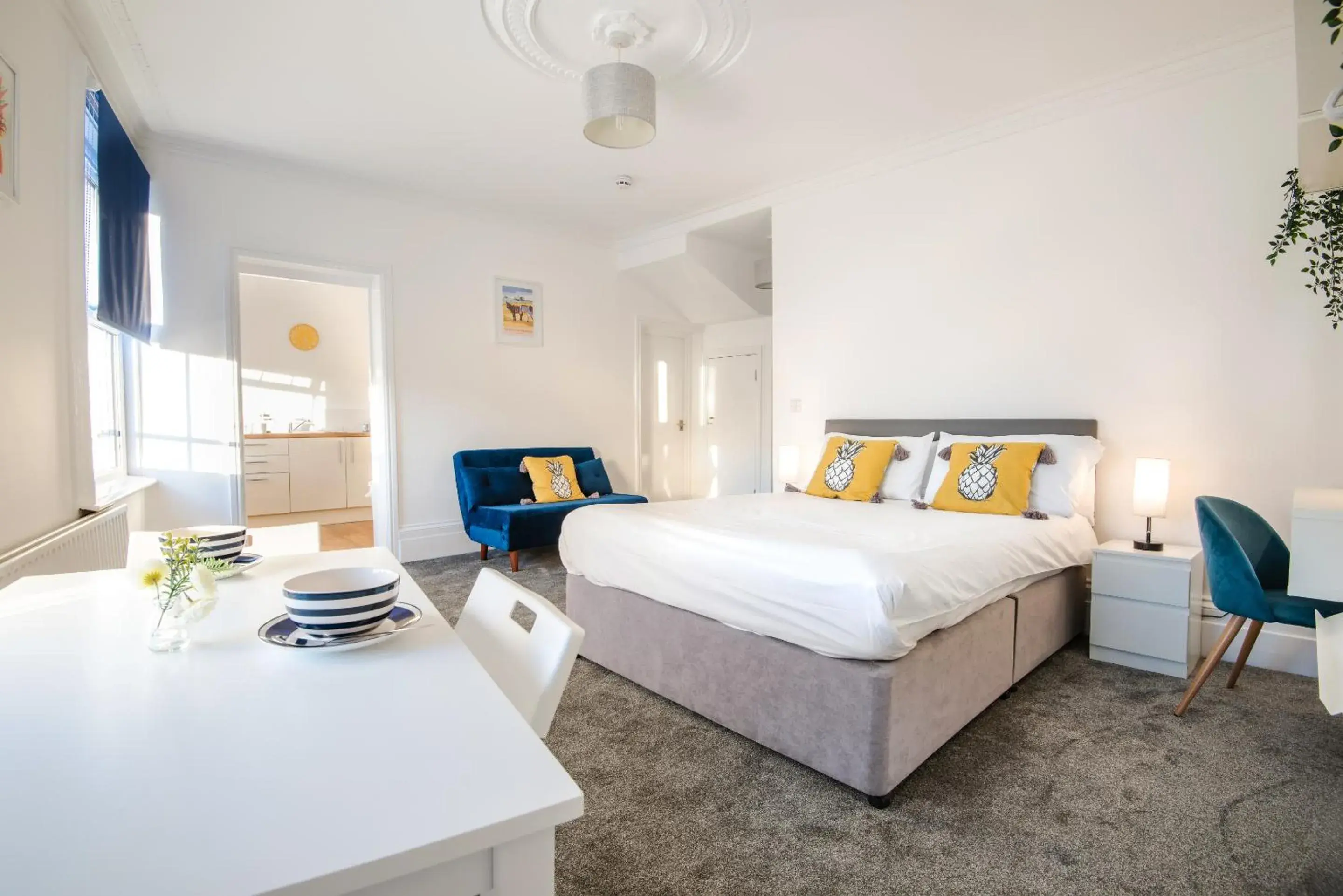 Bedroom, Bed in Royal Ashton Townhouse - Taunton Bedroom, Bed in Royal Ashton Townhouse - Taunton