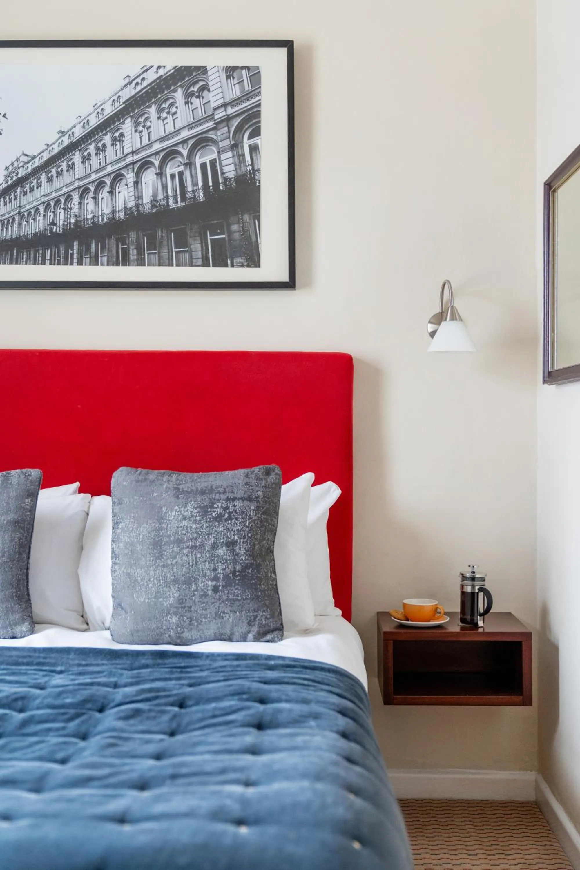 Bed in The Clifton Hotel Bristol