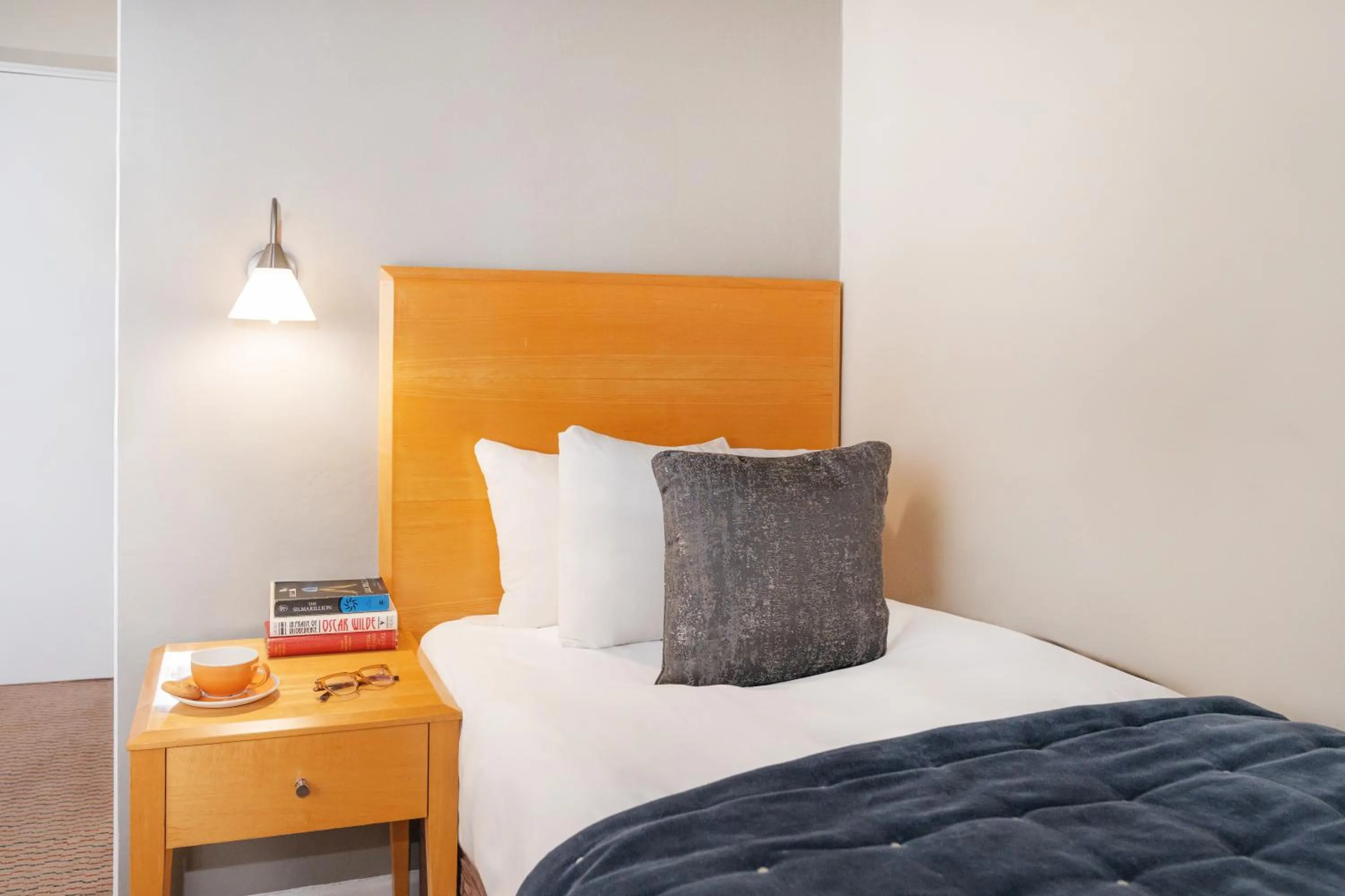 Bed in The Clifton Hotel Bristol