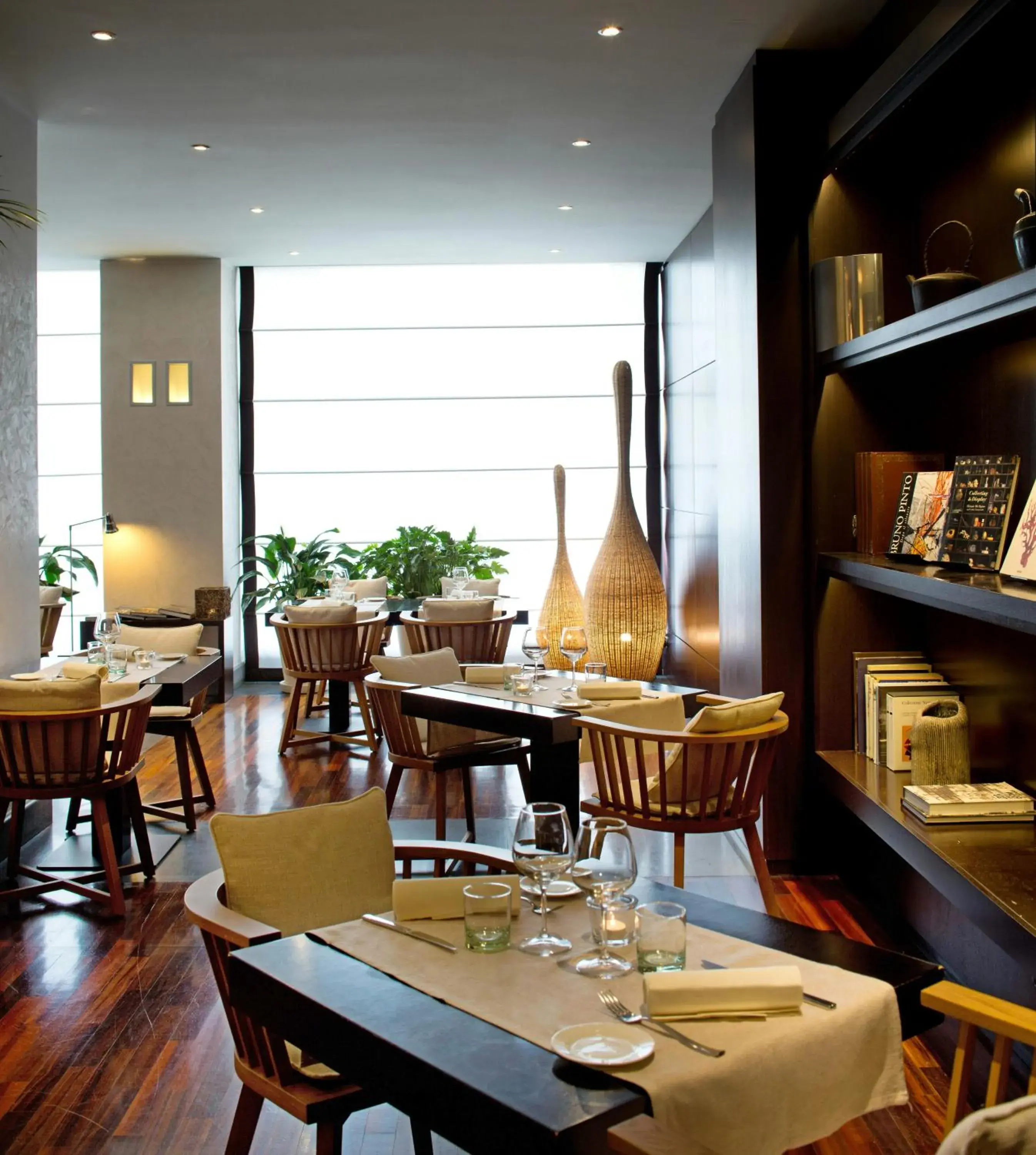 Lounge or bar in Starhotels Excelsior Lounge or bar in Starhotels Excelsior