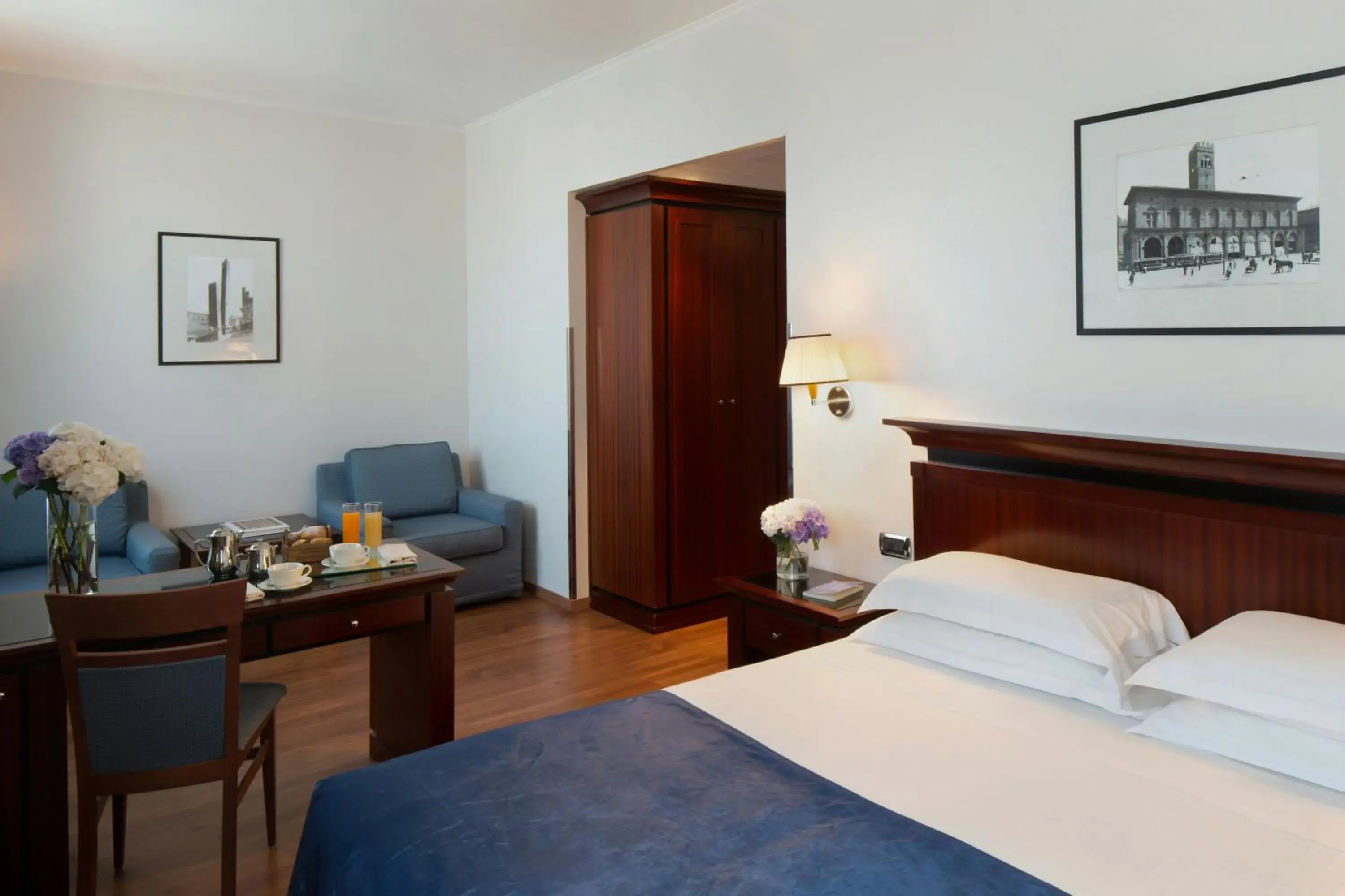 Photo of the whole room, Bed in Starhotels Excelsior Photo of the whole room, Bed in Starhotels Excelsior