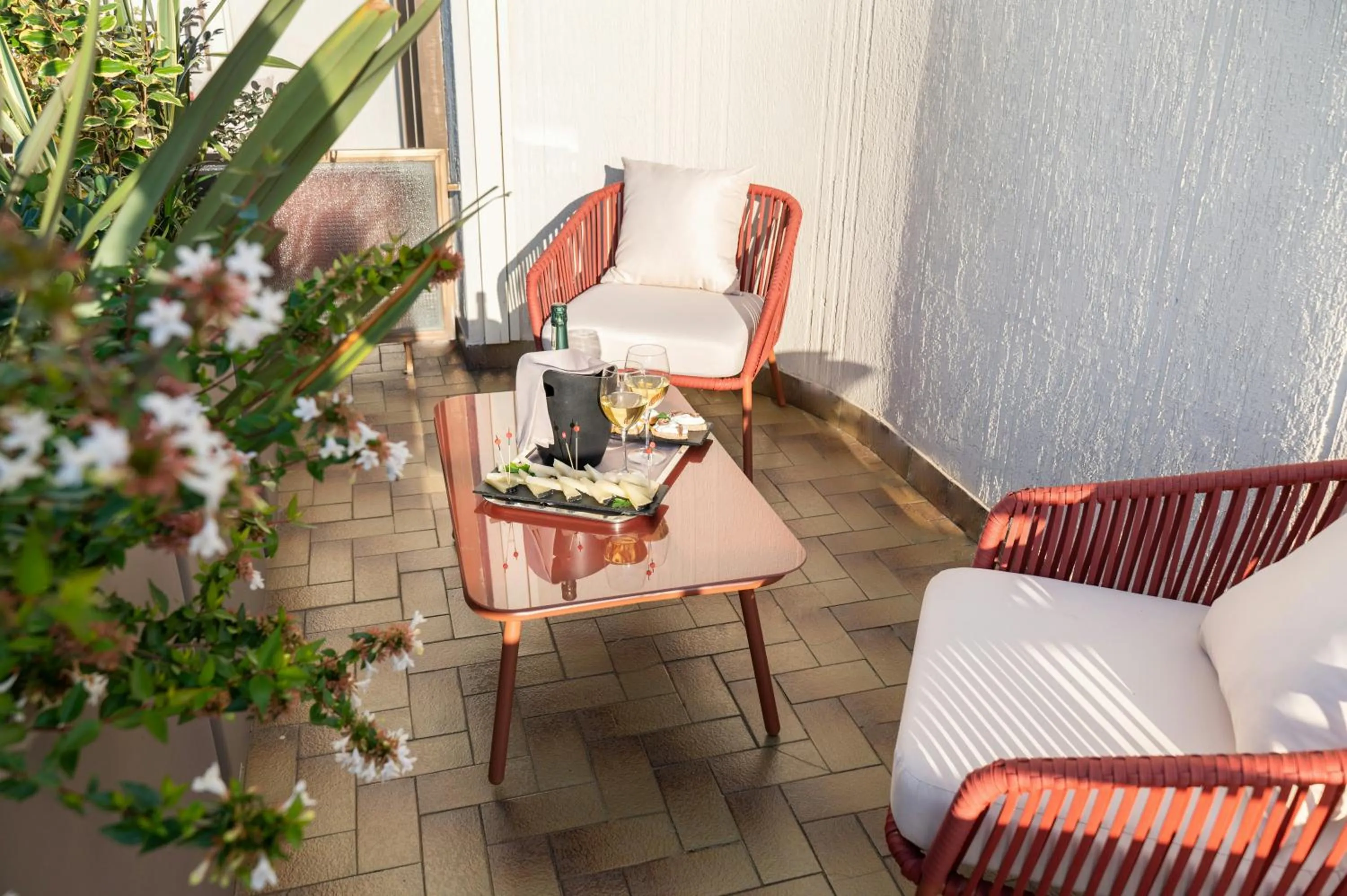 Photo of the whole room in Starhotels Michelangelo Florence