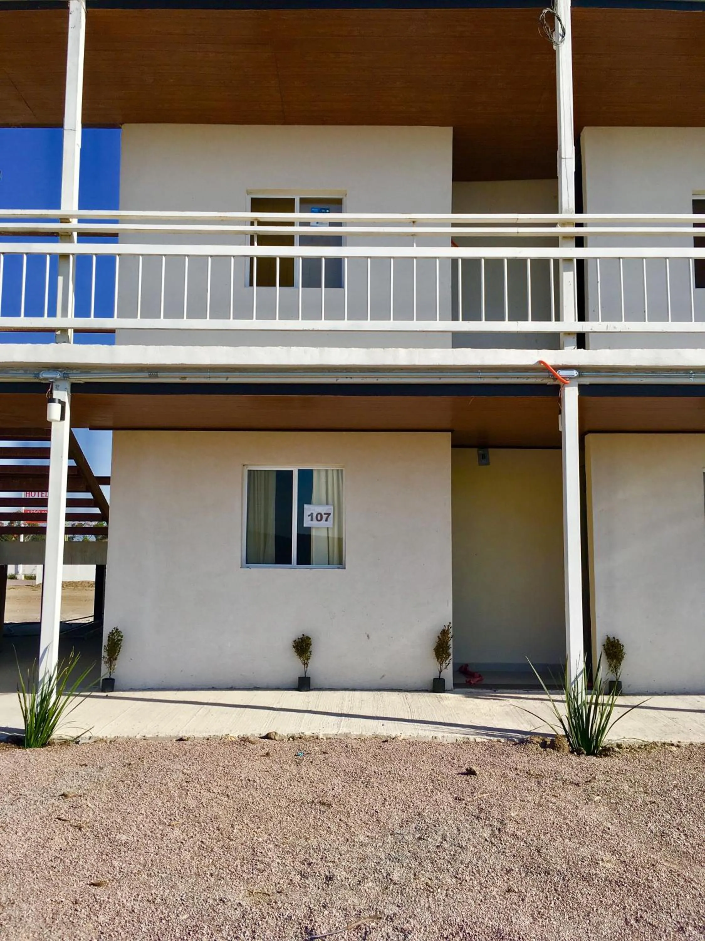 8 Hotel Ejecutivo