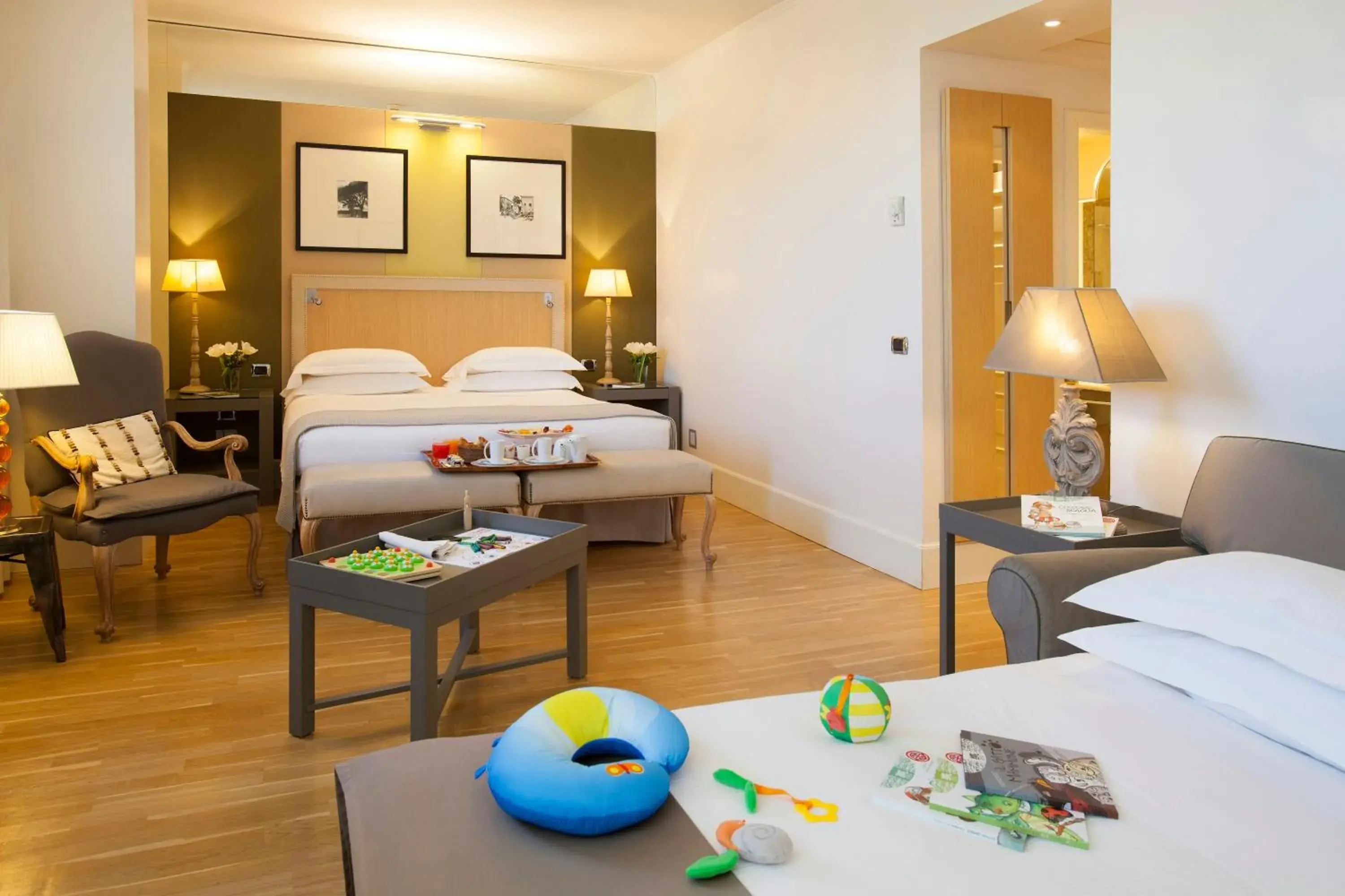 Triple Room in Starhotels Tuscany Triple Room in Starhotels Tuscany