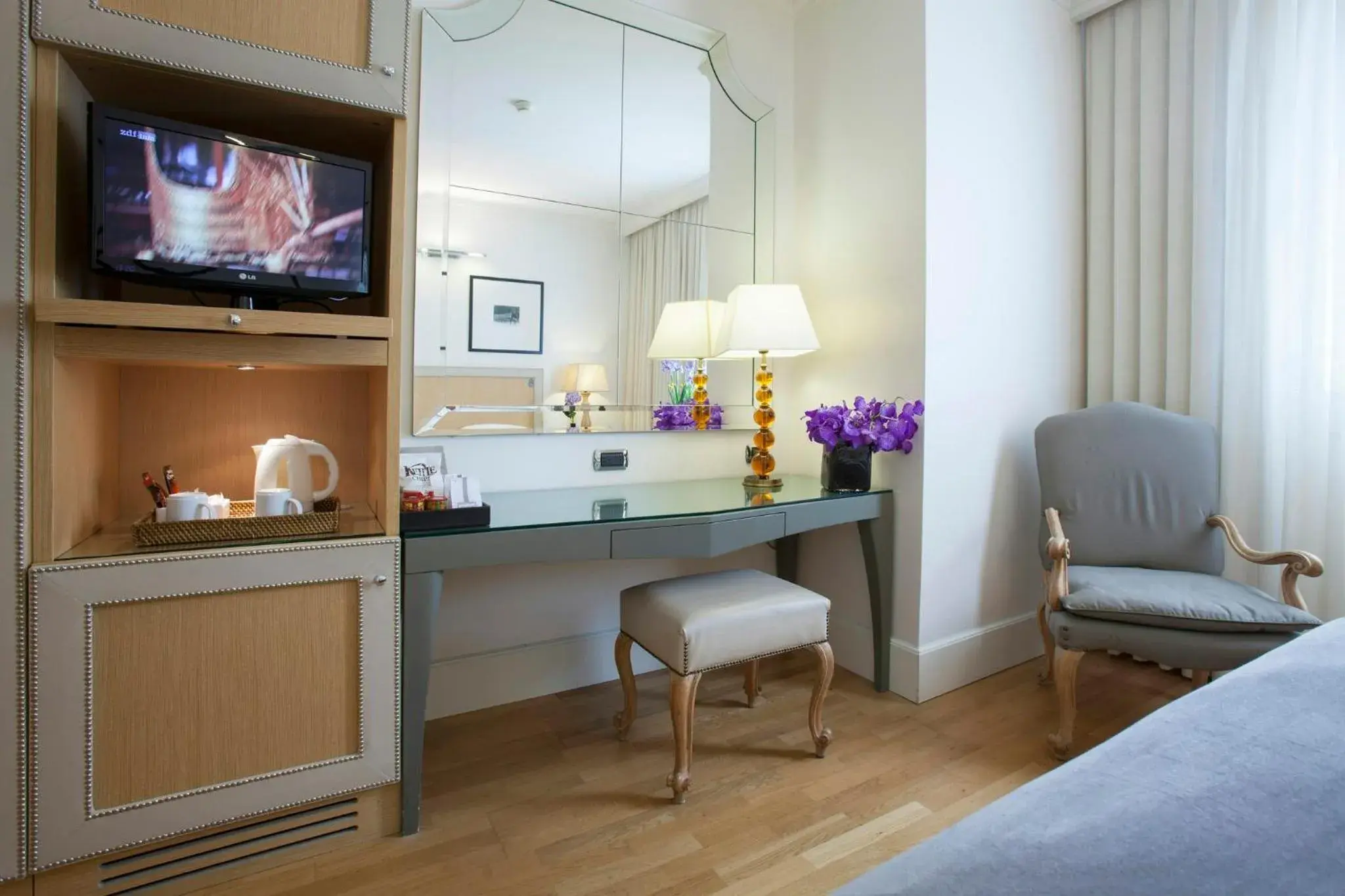 Superior Double Room in Starhotels Tuscany Superior Double Room in Starhotels Tuscany