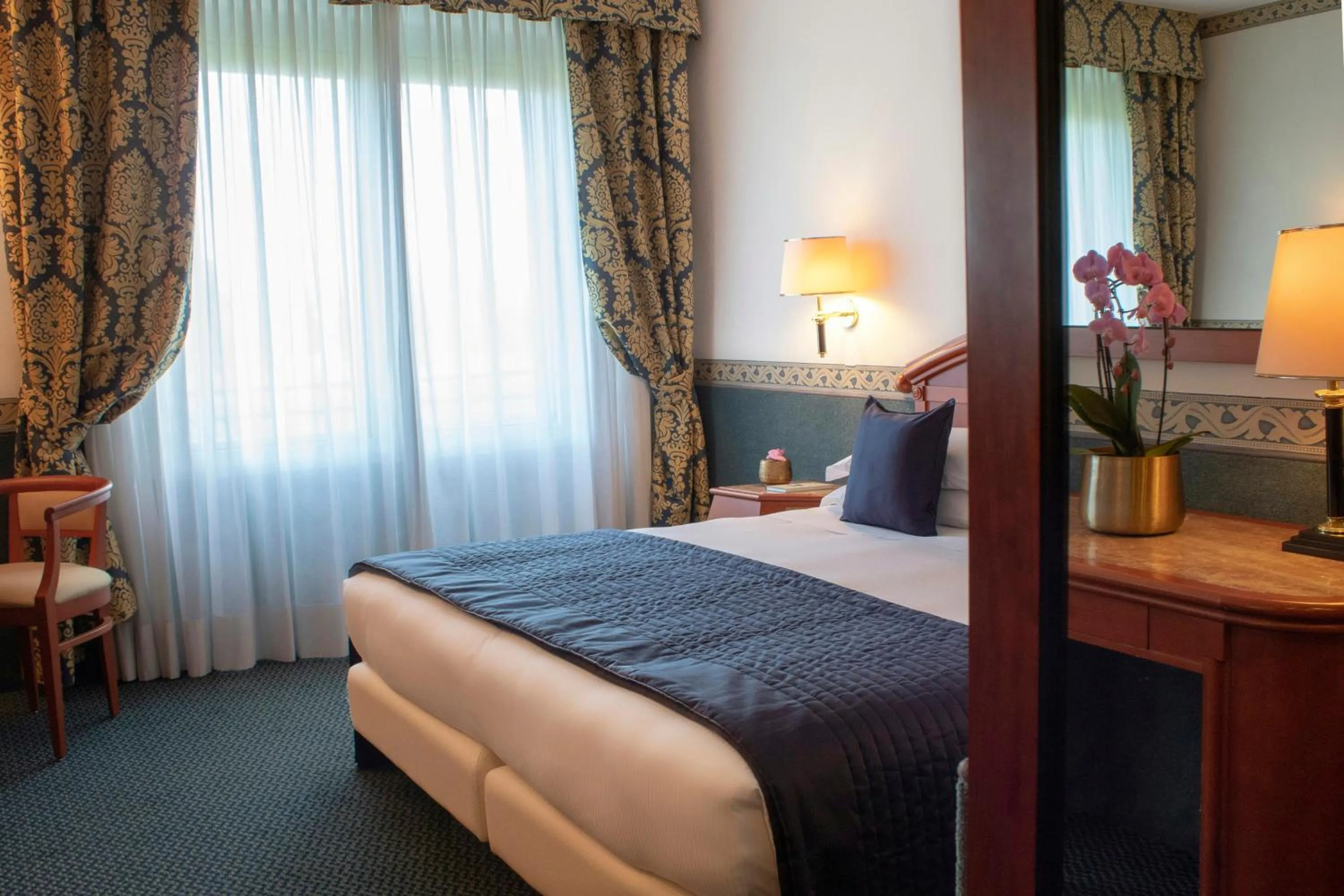 Bedroom, Bed in Starhotels Vespucci