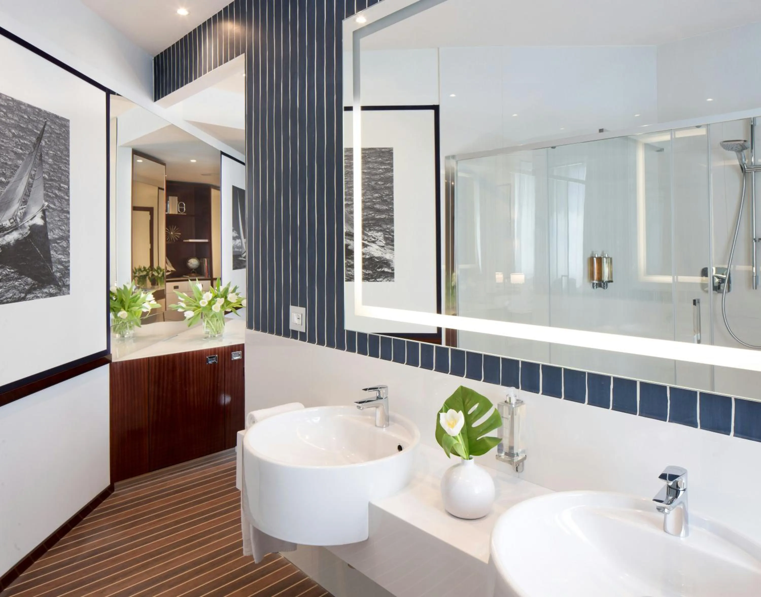 Bathroom in Starhotels President