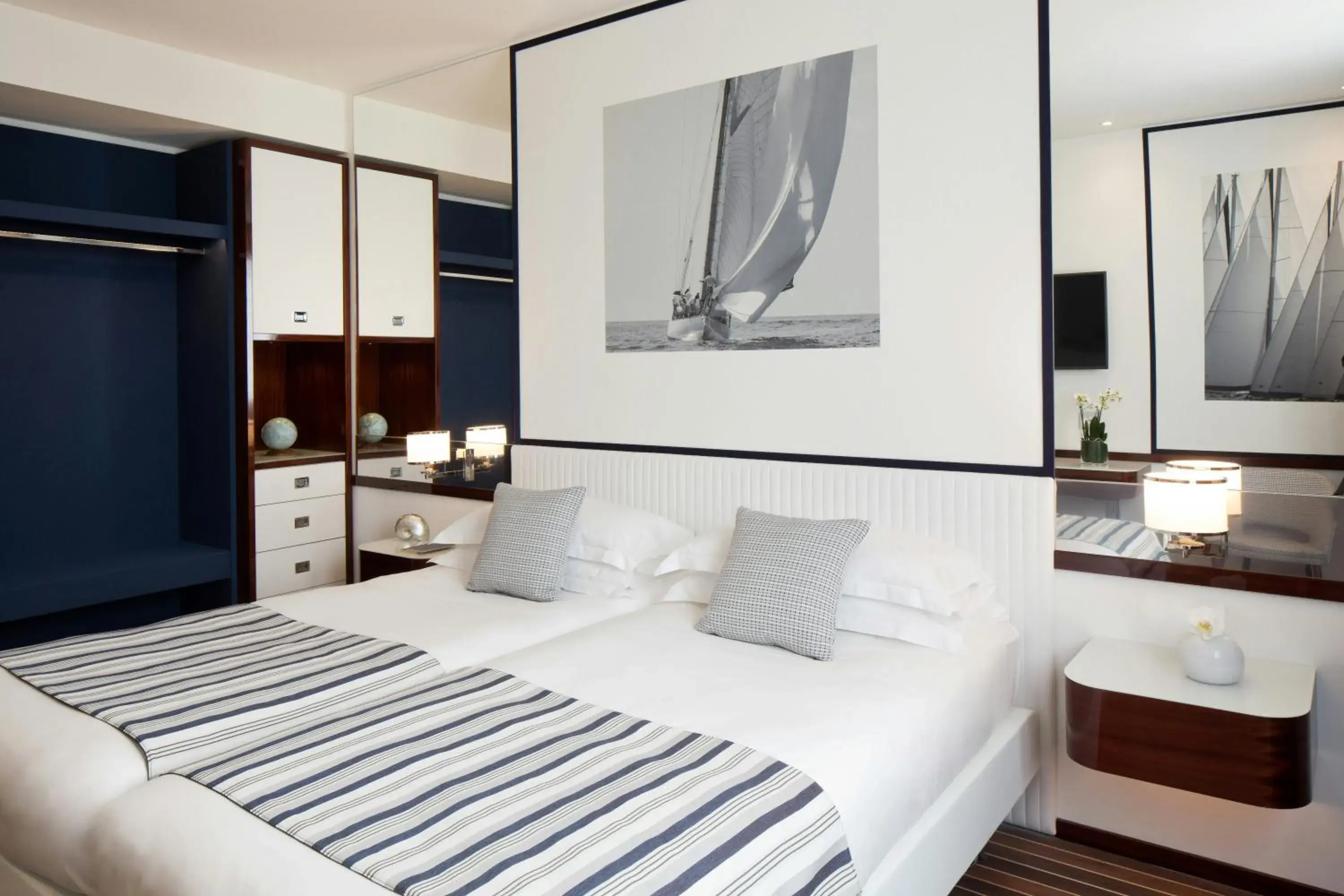 Photo of the whole room, Bed in Starhotels President Photo of the whole room, Bed in Starhotels President