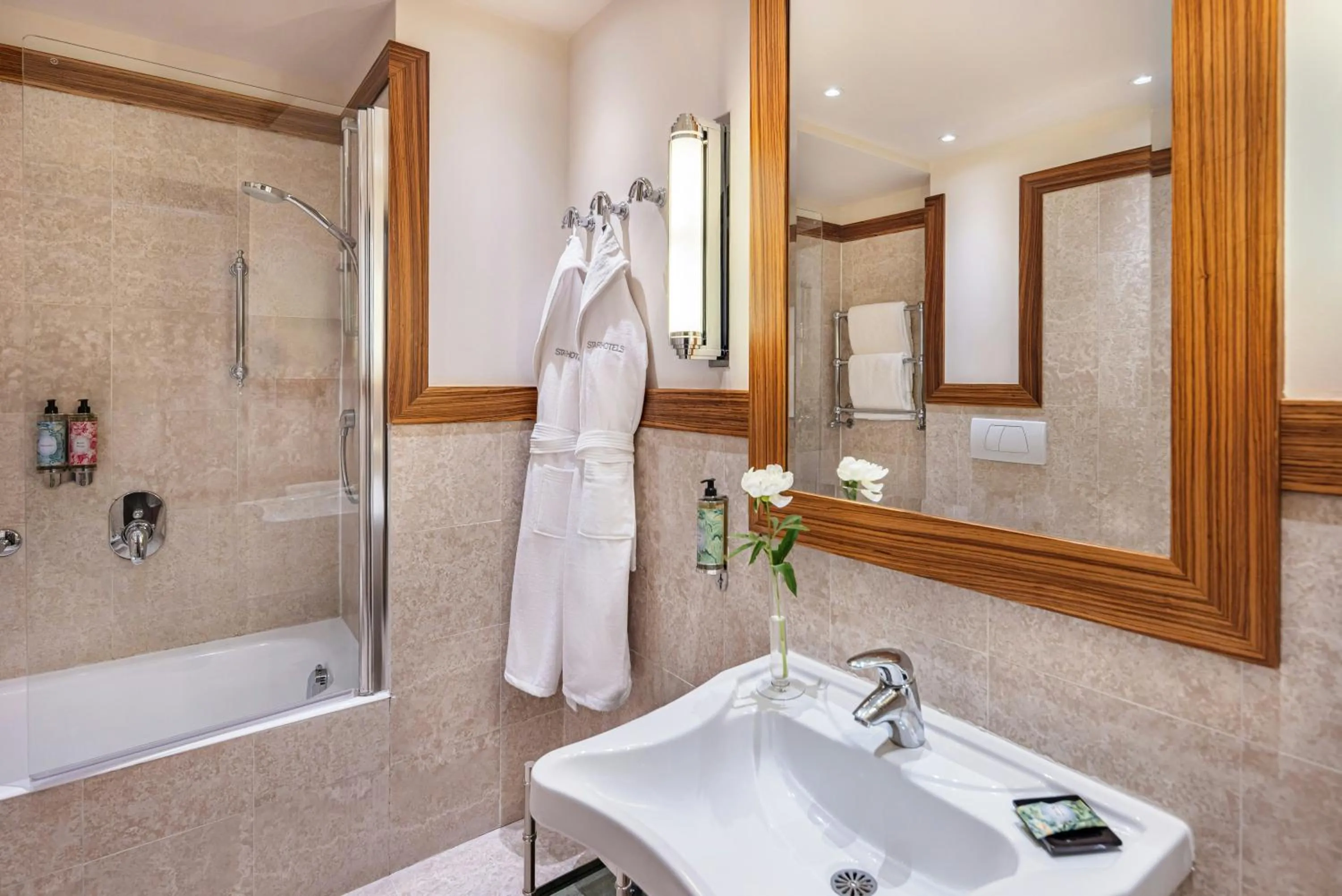 Bathroom in Starhotels Anderson