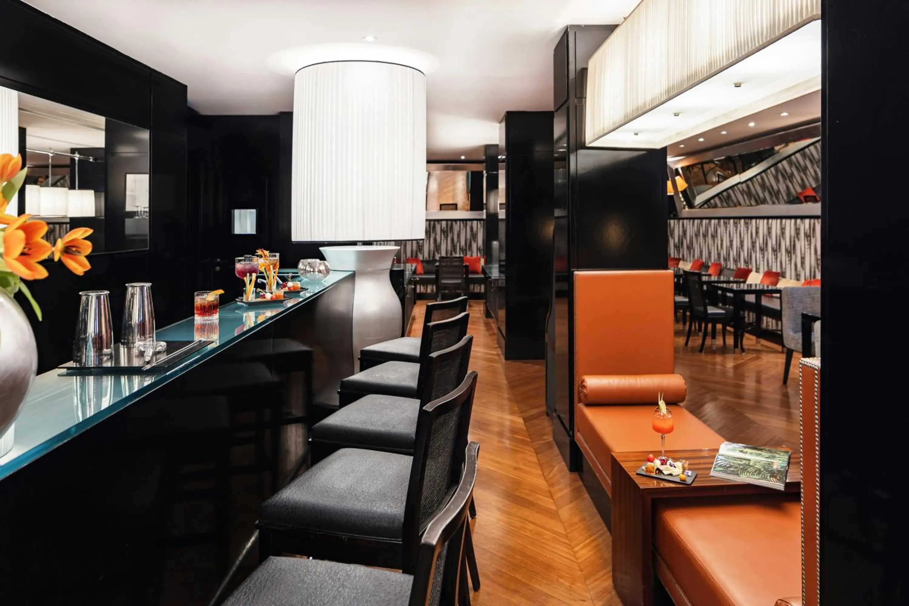 Lounge or bar in Starhotels Anderson Lounge or bar in Starhotels Anderson