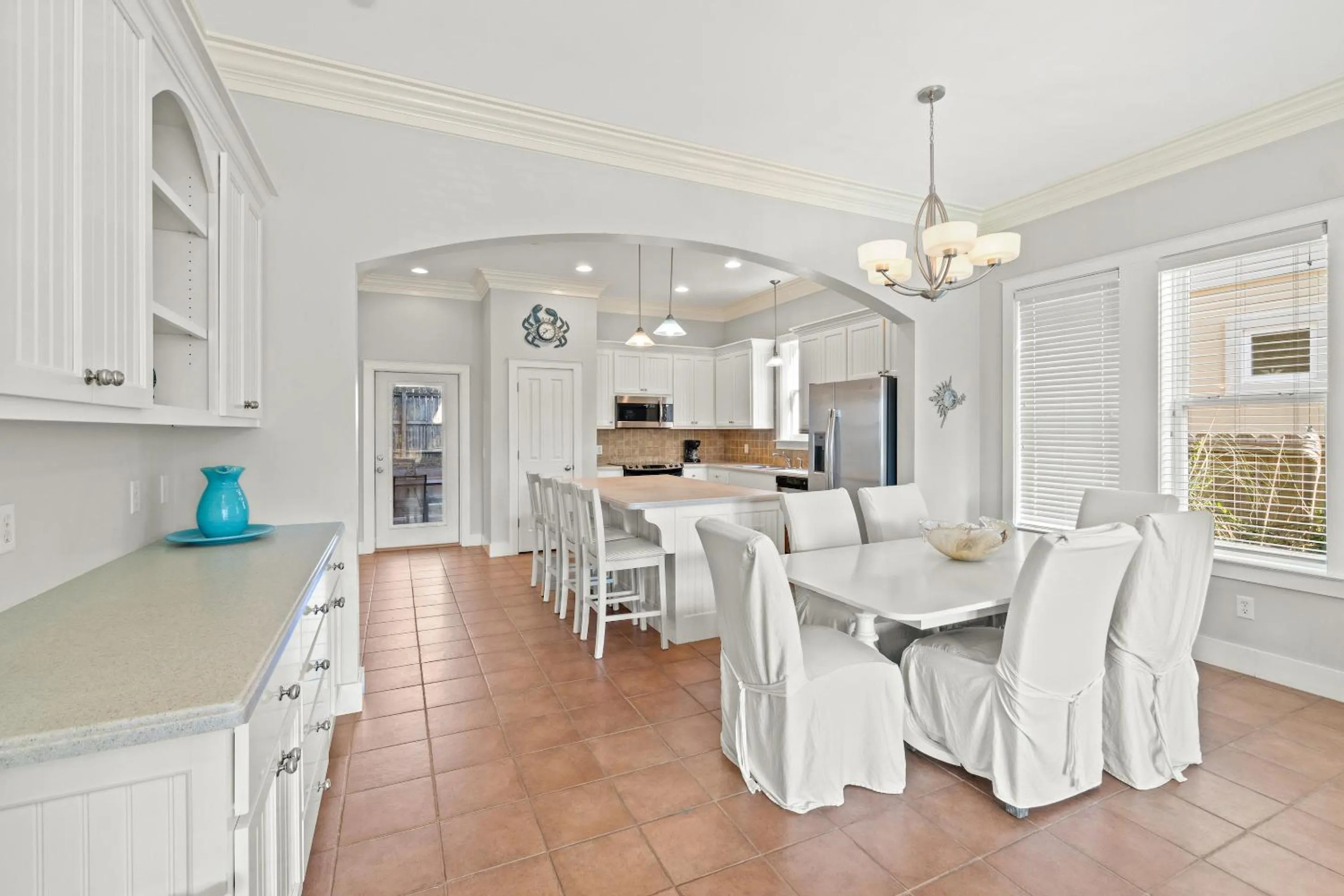 Kitchen or kitchenette in La Valencia Villas