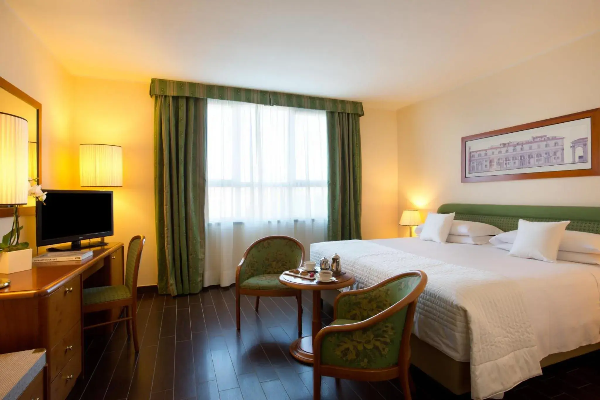 Bedroom, Bed in Starhotels Business Palace Bedroom, Bed in Starhotels Business Palace