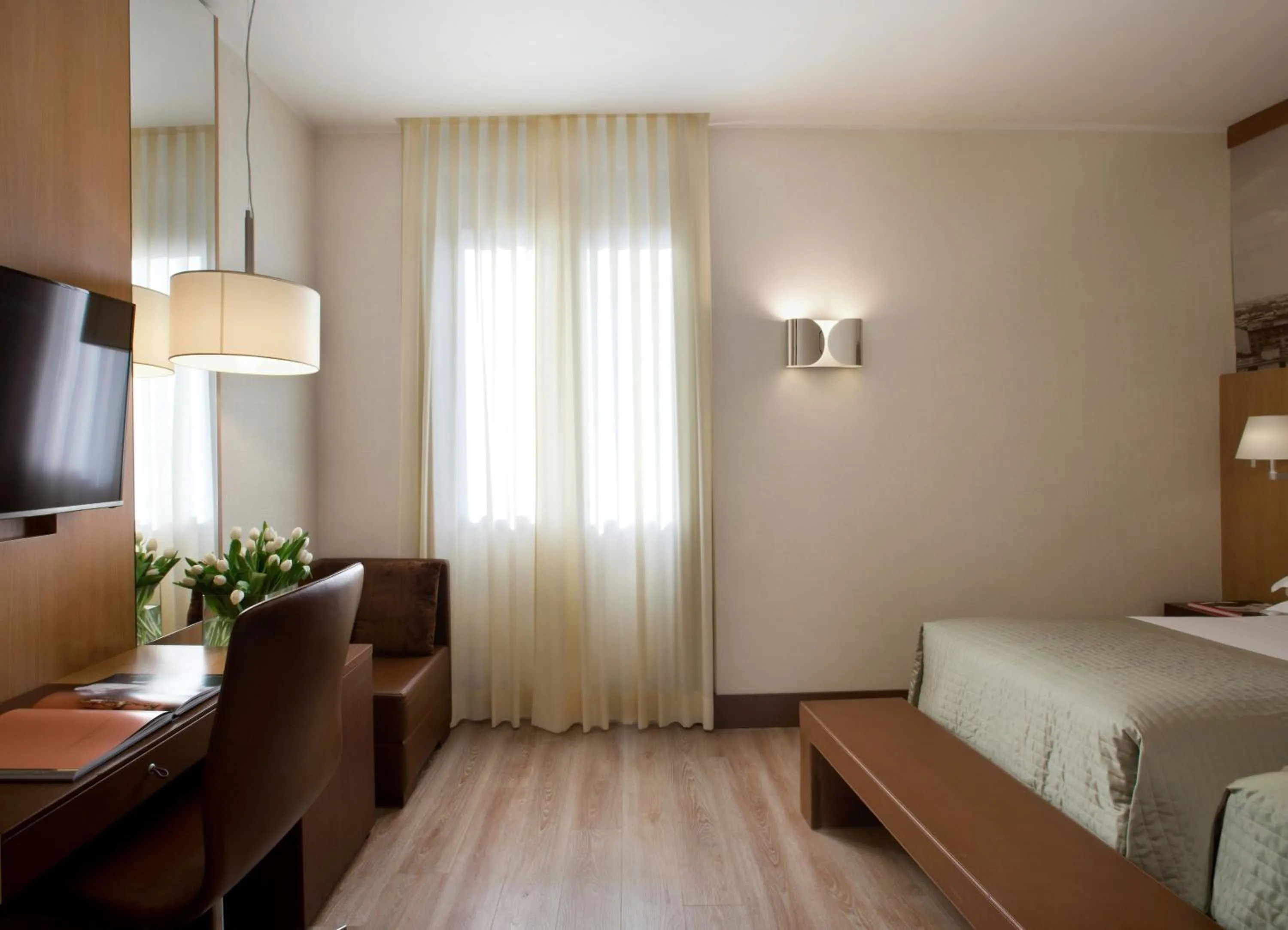 Photo of the whole room, Bed in Starhotels Ritz