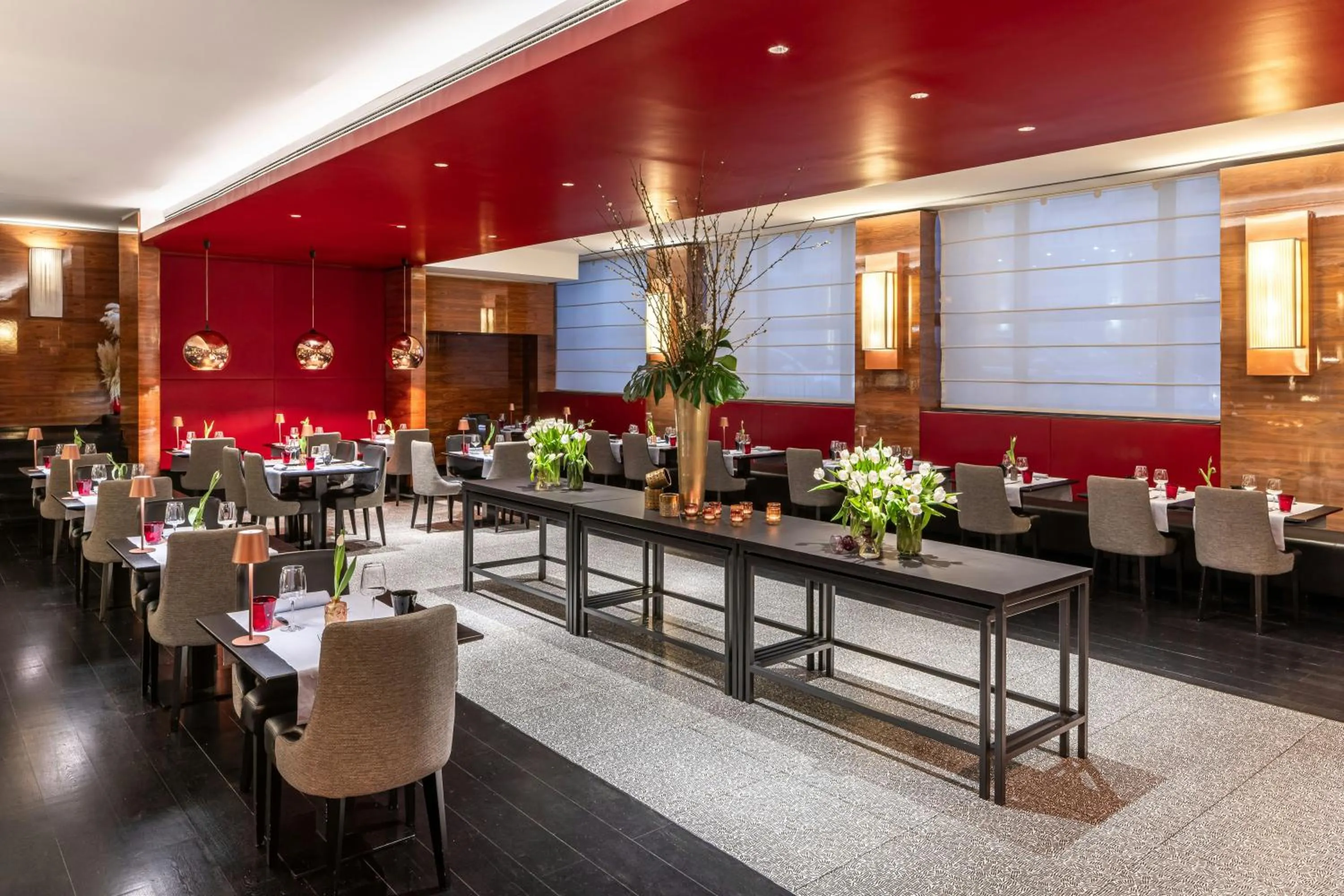 Restaurant/places to eat in Starhotels Ritz