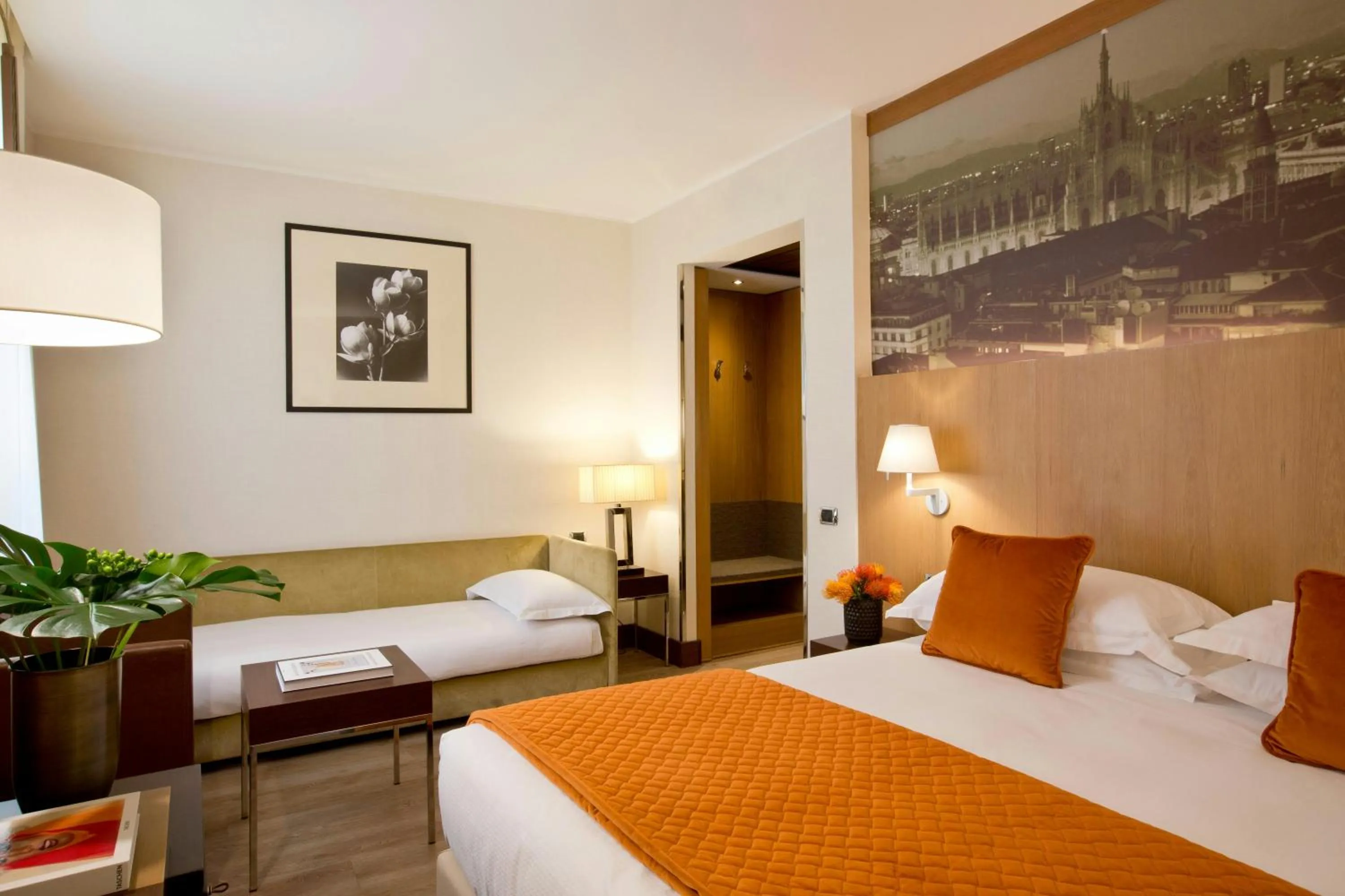 Photo of the whole room, Bed in Starhotels Ritz