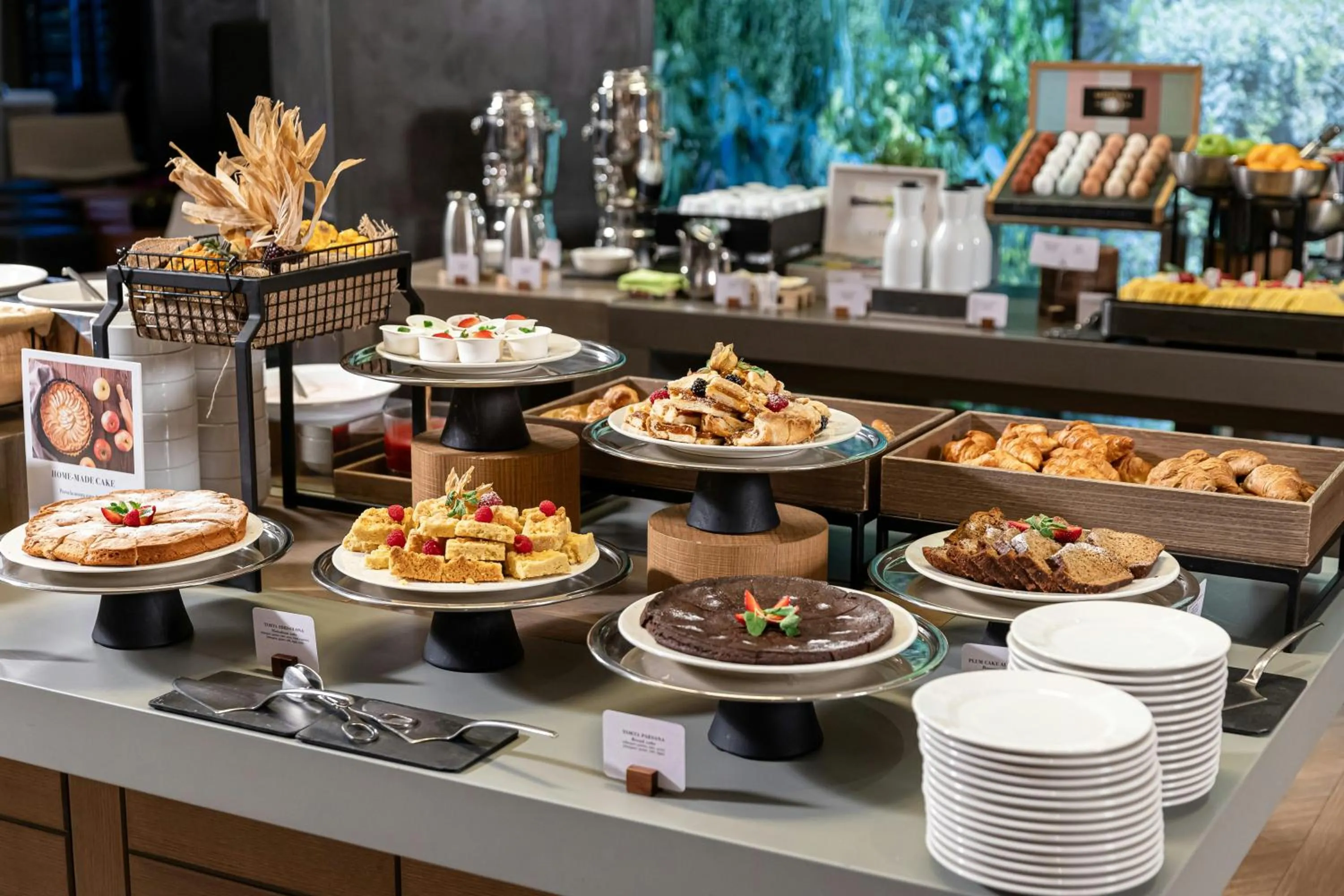 Breakfast in Starhotels Echo