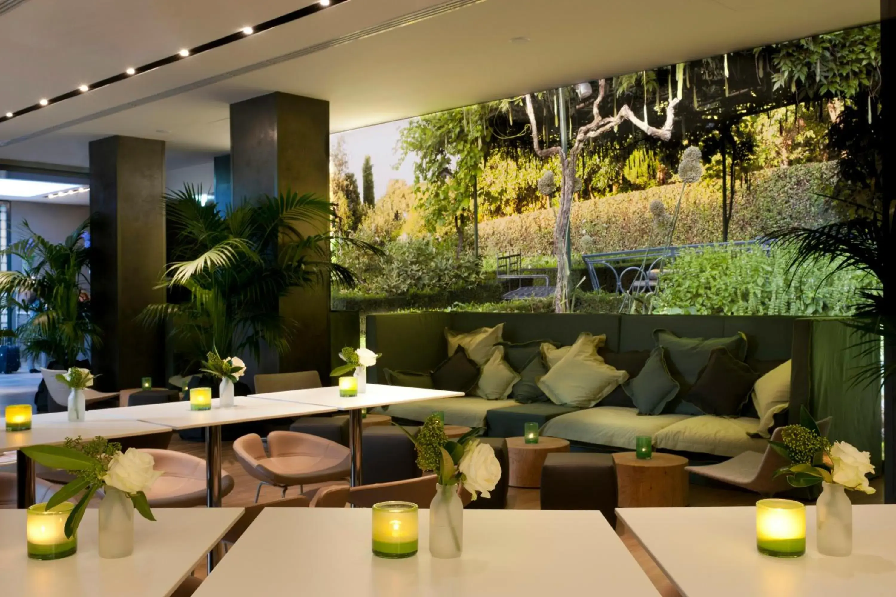 Lounge or bar in Starhotels Echo Lounge or bar in Starhotels Echo