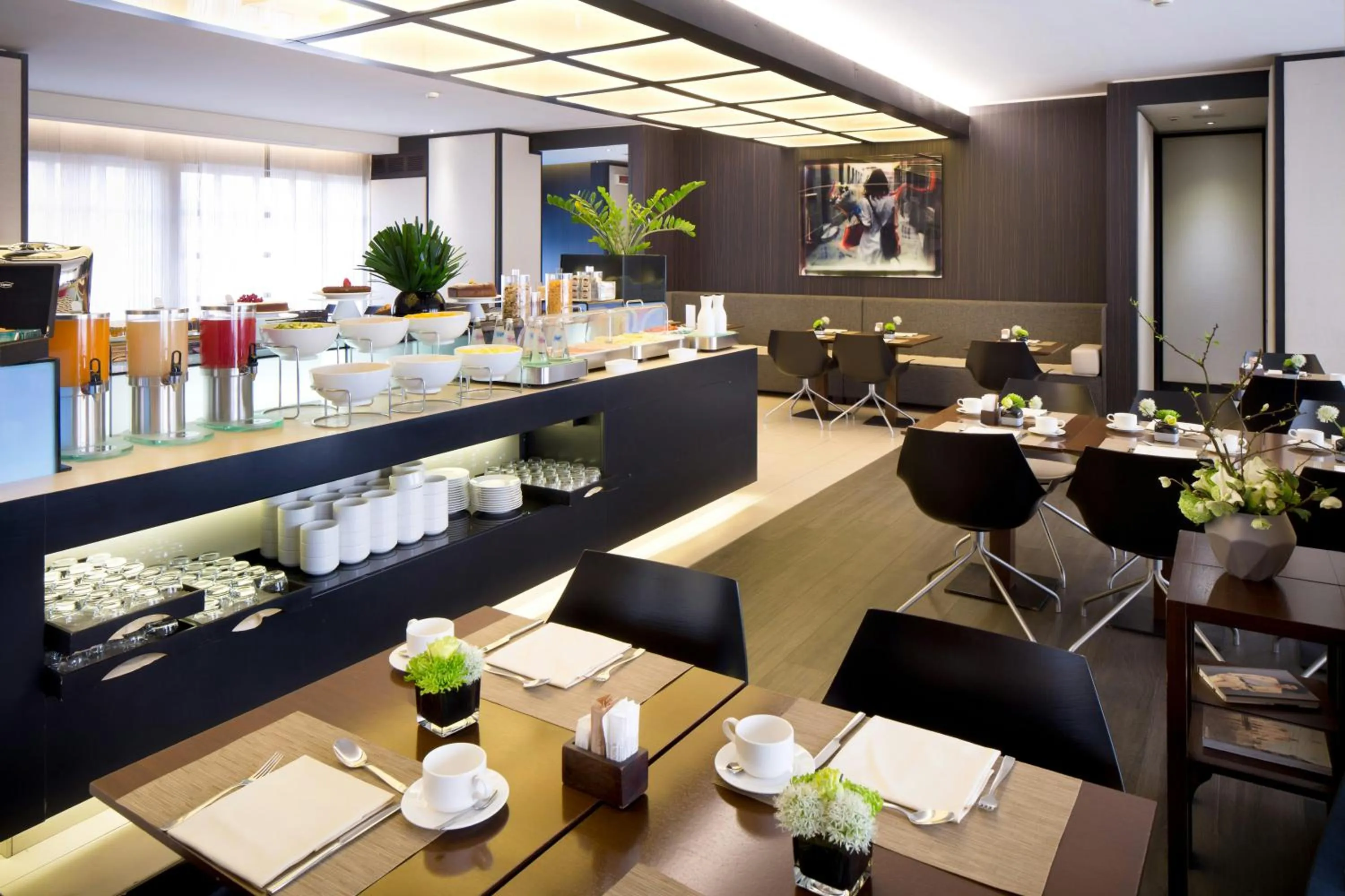 Breakfast in Starhotels Tourist