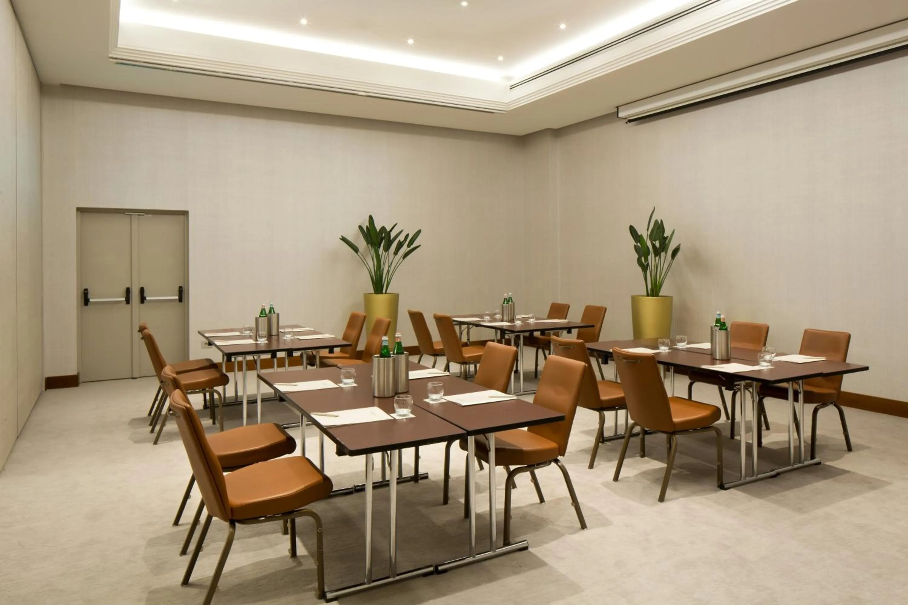 Meeting/conference room in Starhotels Tourist