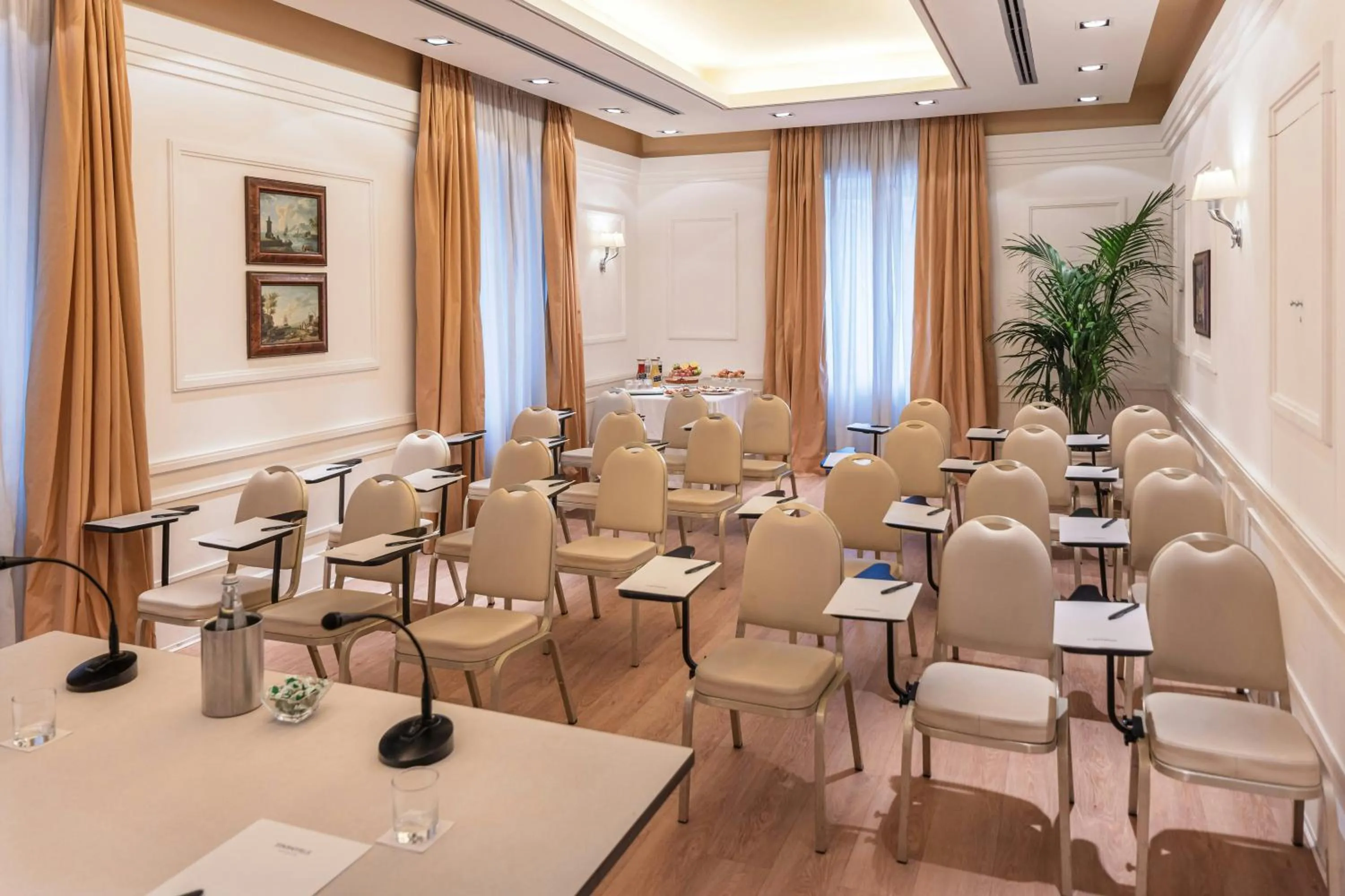 Meeting/conference room in Starhotels Terminus